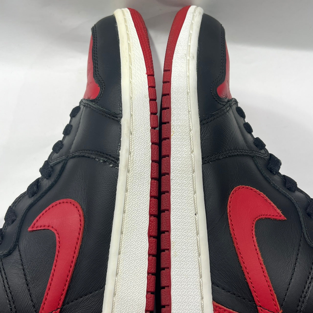 【US9】 AIR JORDAN 1 RETRO HIGH OG Bred 555088-023 【USED】