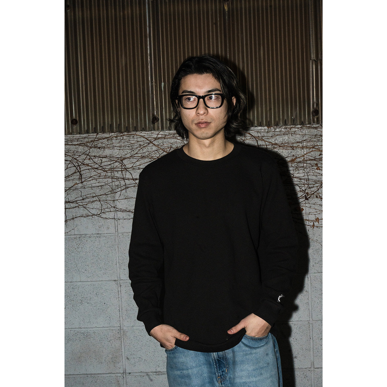 WORM 8bit Logo L/S Thermal Black L