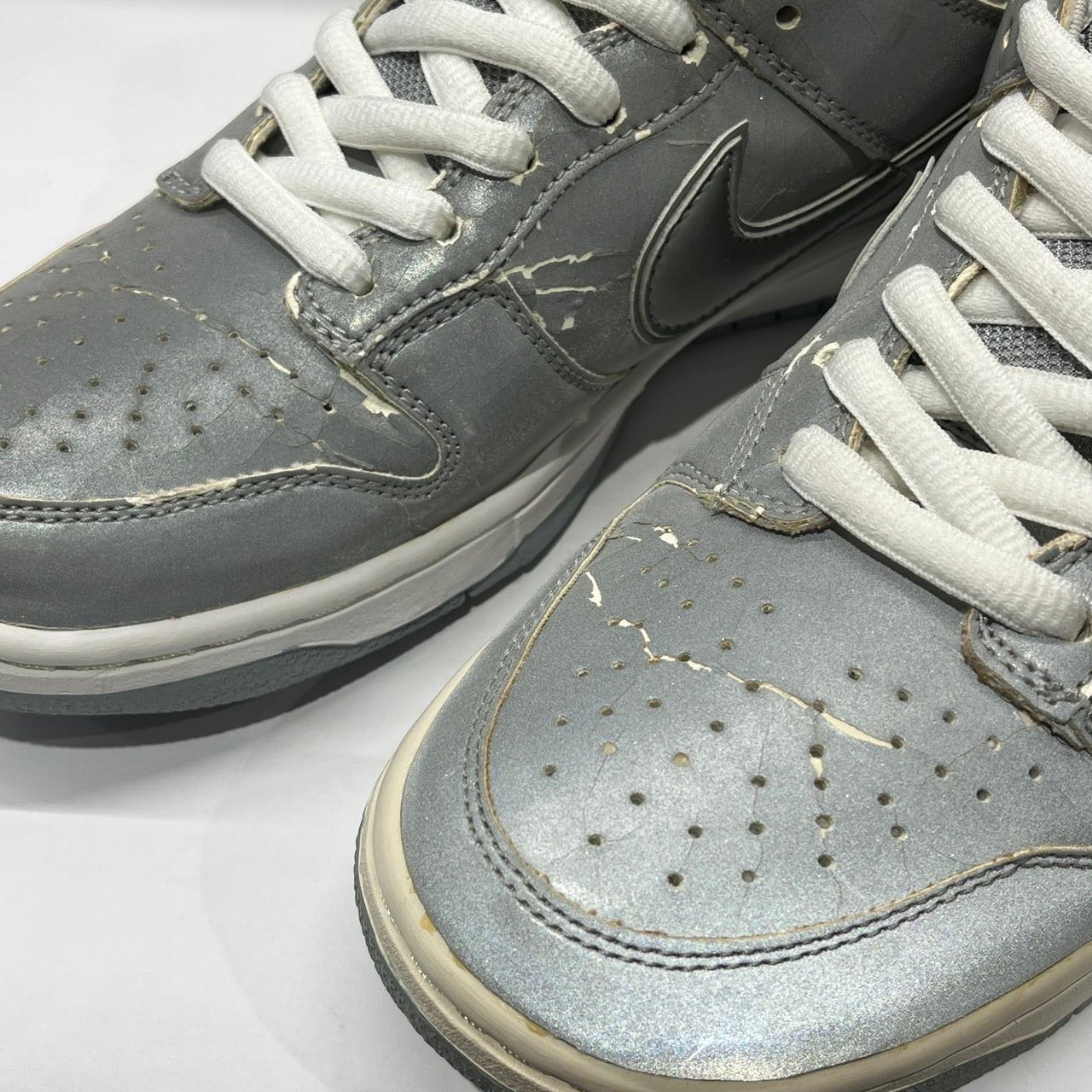 【US9】 NIKE SB DUNK LOW PRO SB MEDICOM TOY 3 304292-008 【DS】