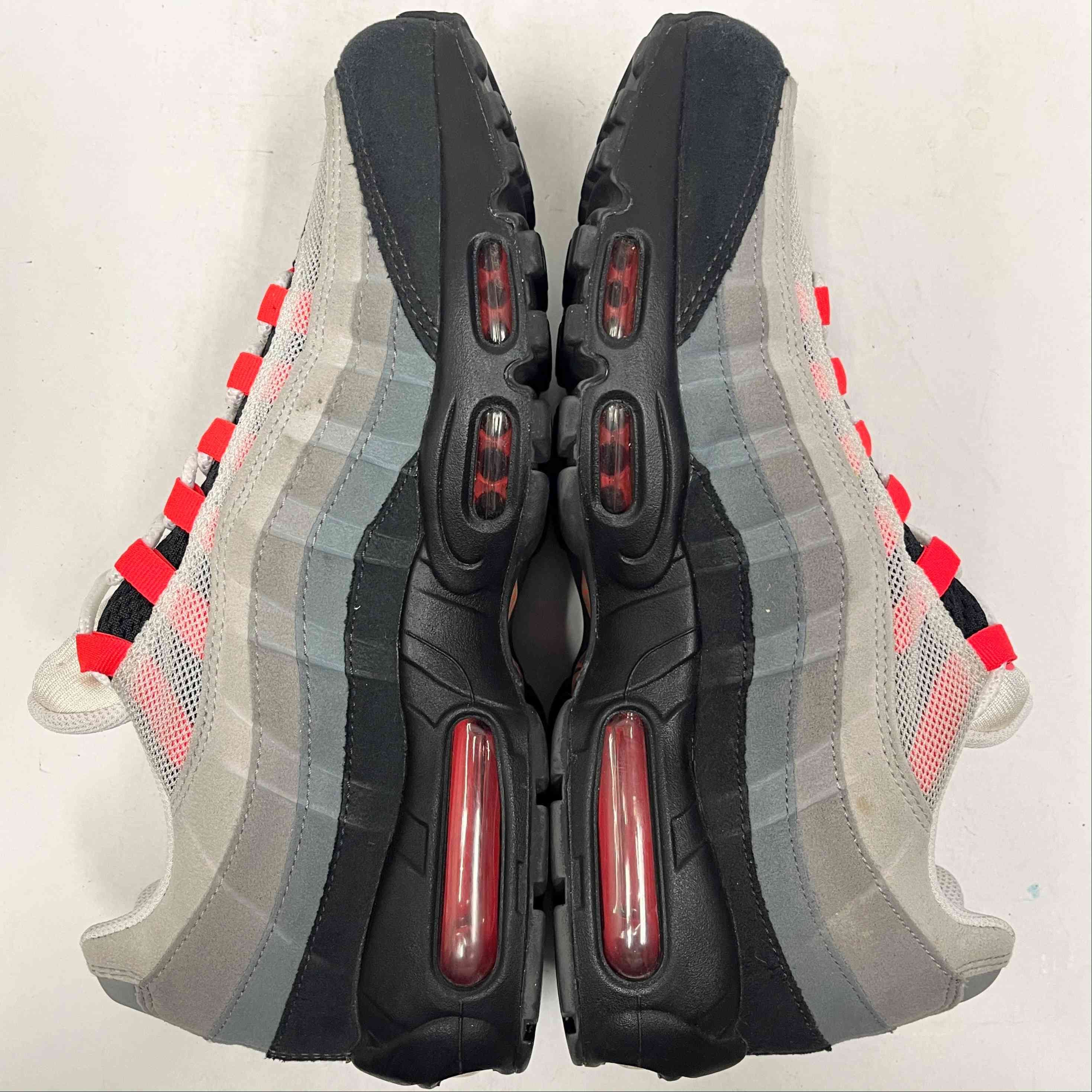 【US10】 NIKE AIR MAX 95 609048-106 【USED】