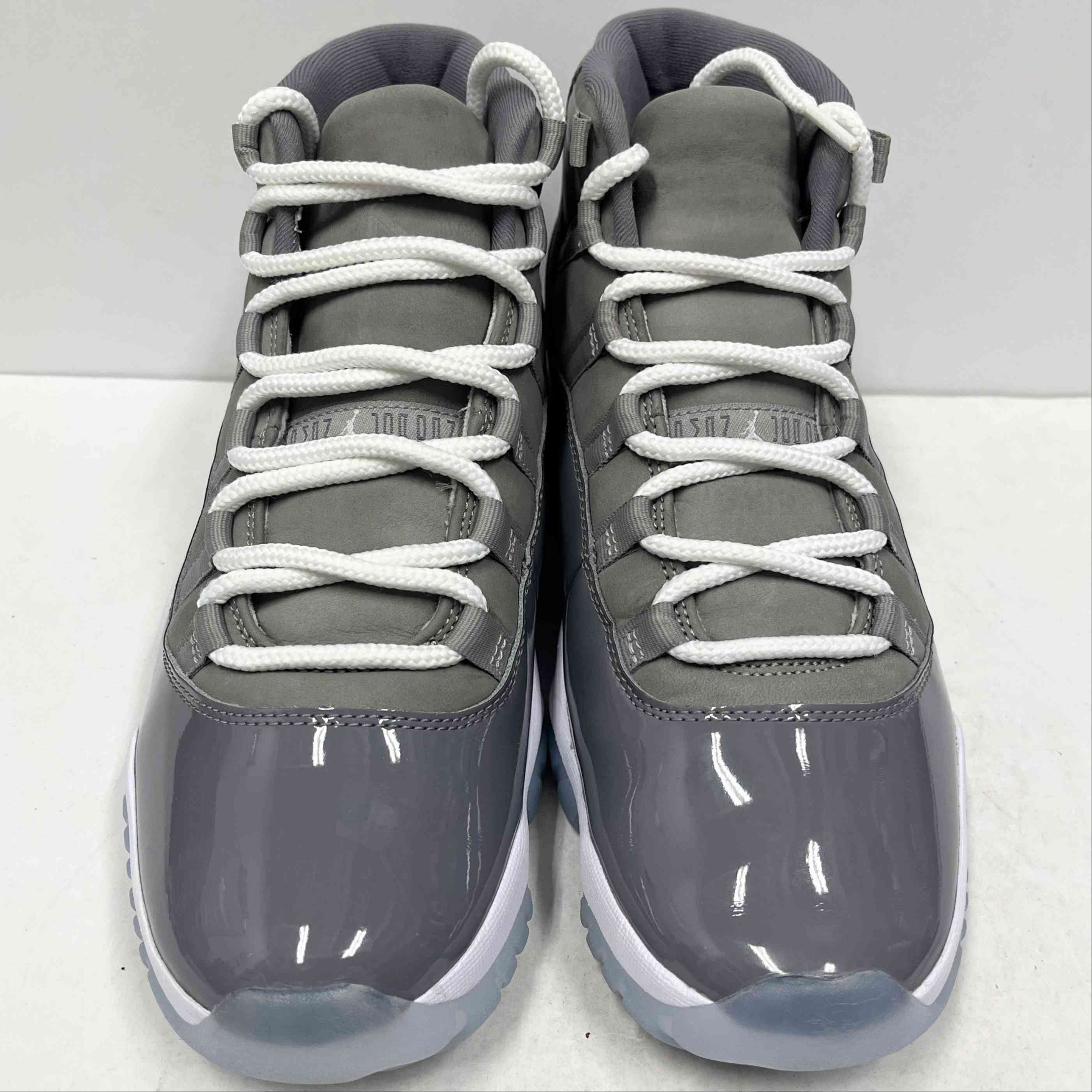 【US10】 AIR JORDAN 11 RETRO CT8012-005 【USED】