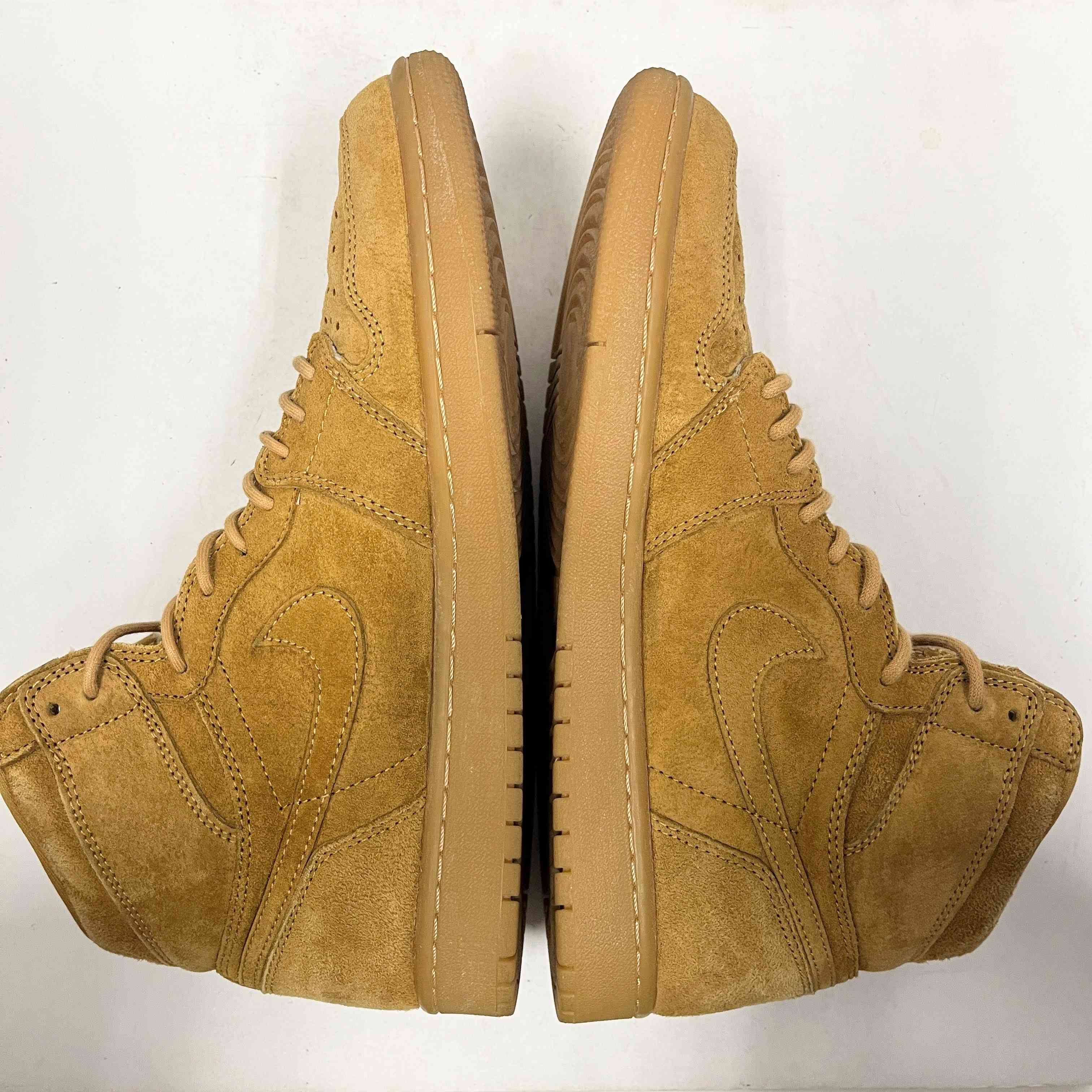 【US10】 AIR JORDAN 1 RETRO HIGH OG 555088-710 【USED】