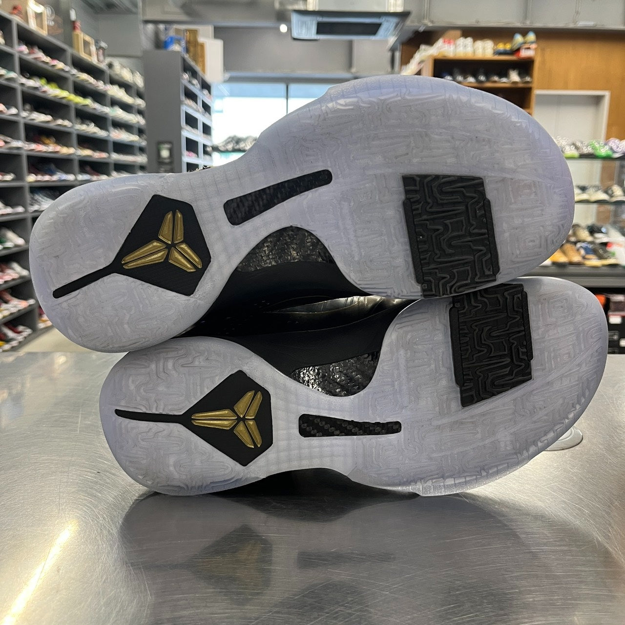 【US8】 NIKE KOBE 5 PROTRO YEAR OF MAMBA IB4481-500 【USED】