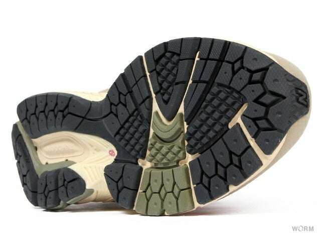 【US10】 New Balance M2002RWL 【DS】