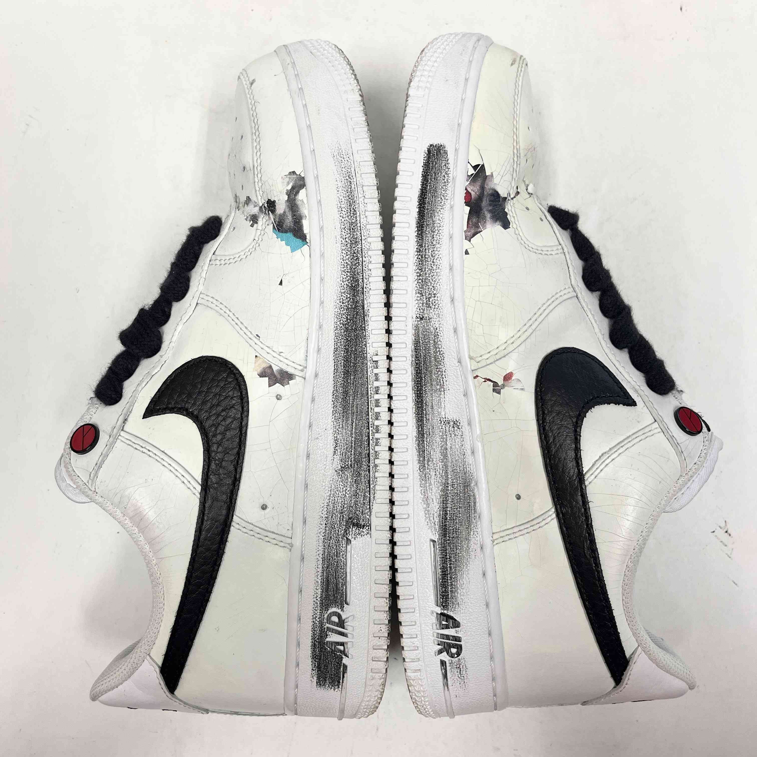 【US8.5】 NIKE AIR FORCE 1 07 / PARANOISE DD3223-100 【USED】