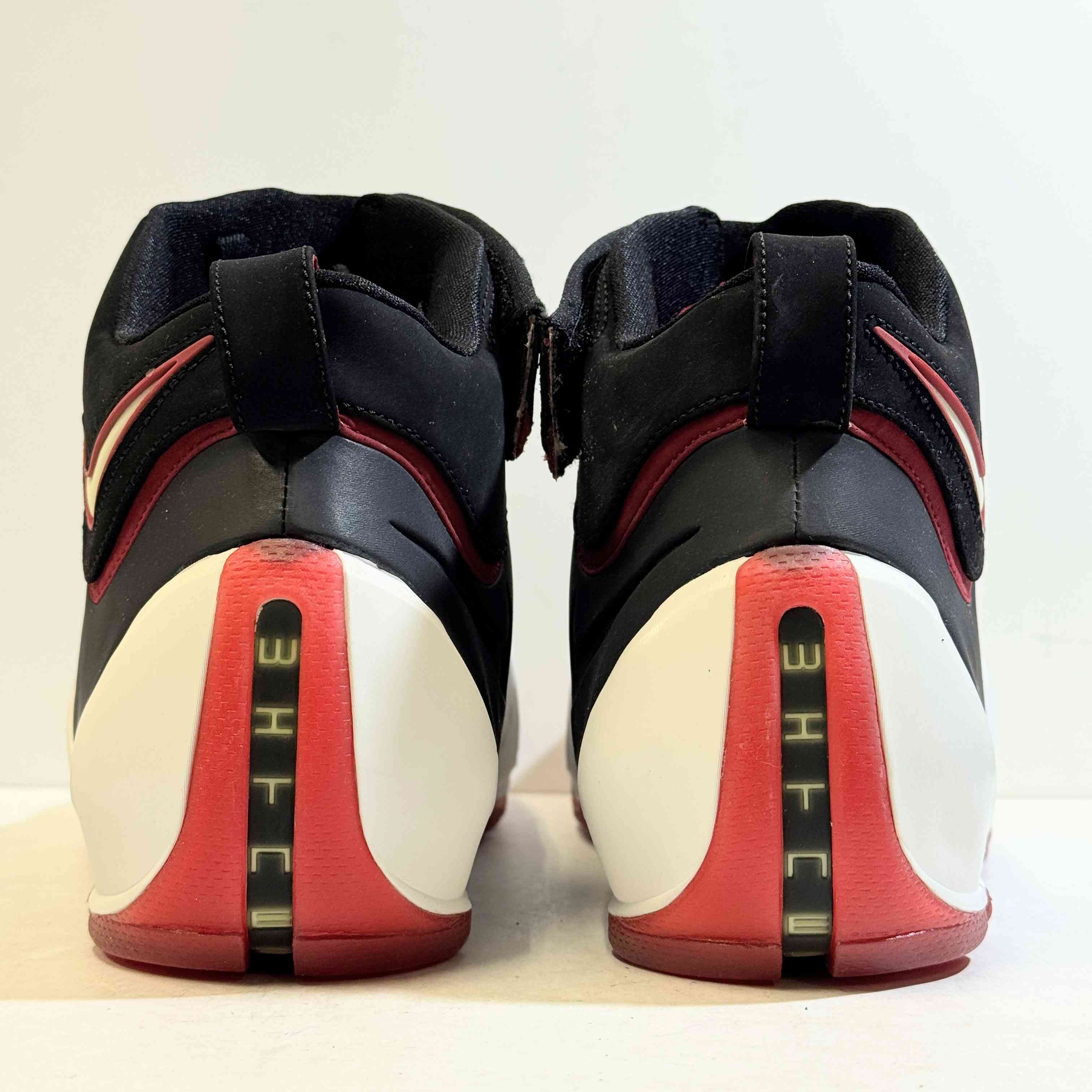 【US10.5】 NIKE ZOOM LEBRON 4 314647-011 【DS】