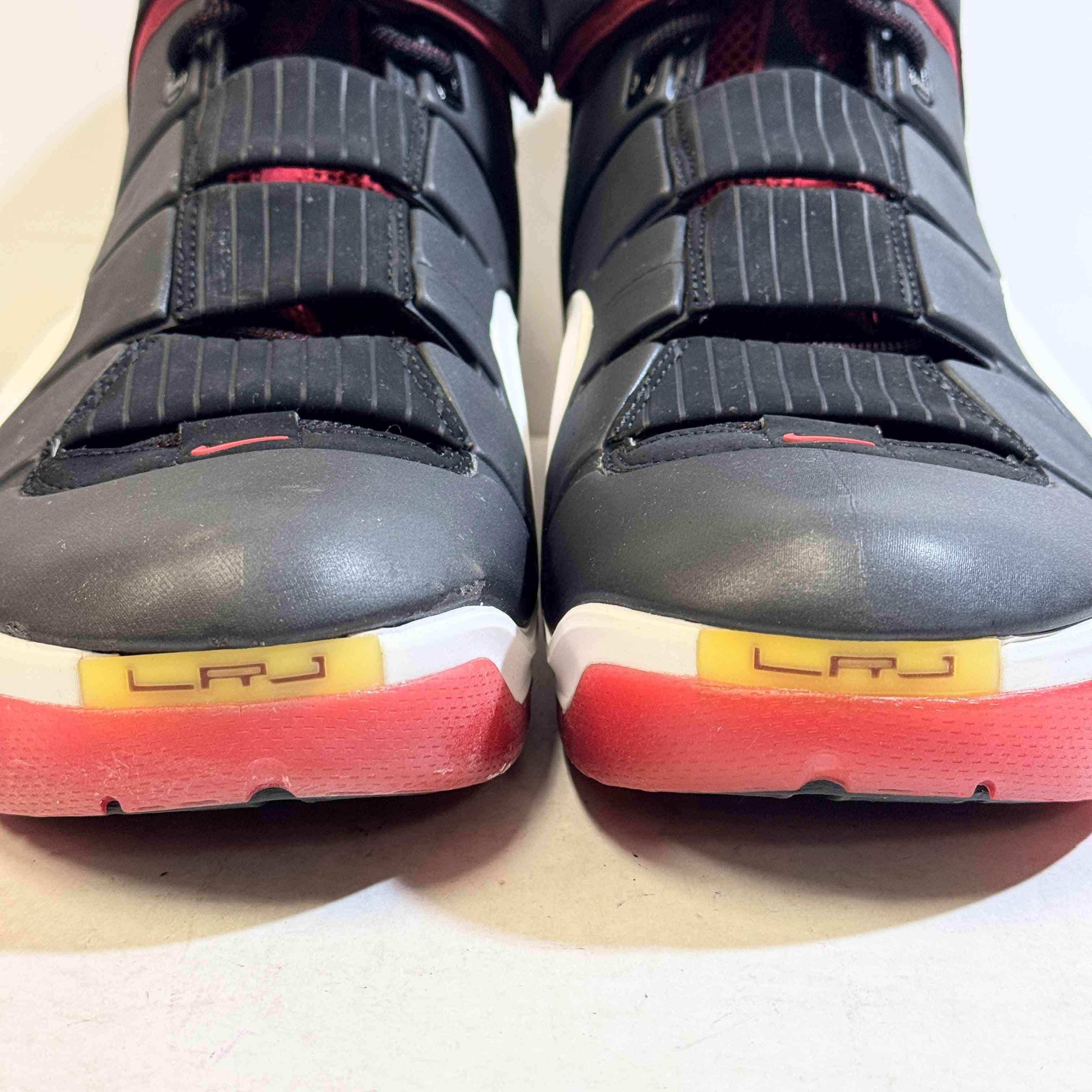 【US10.5】 NIKE ZOOM LEBRON 4 314647-011 【DS】