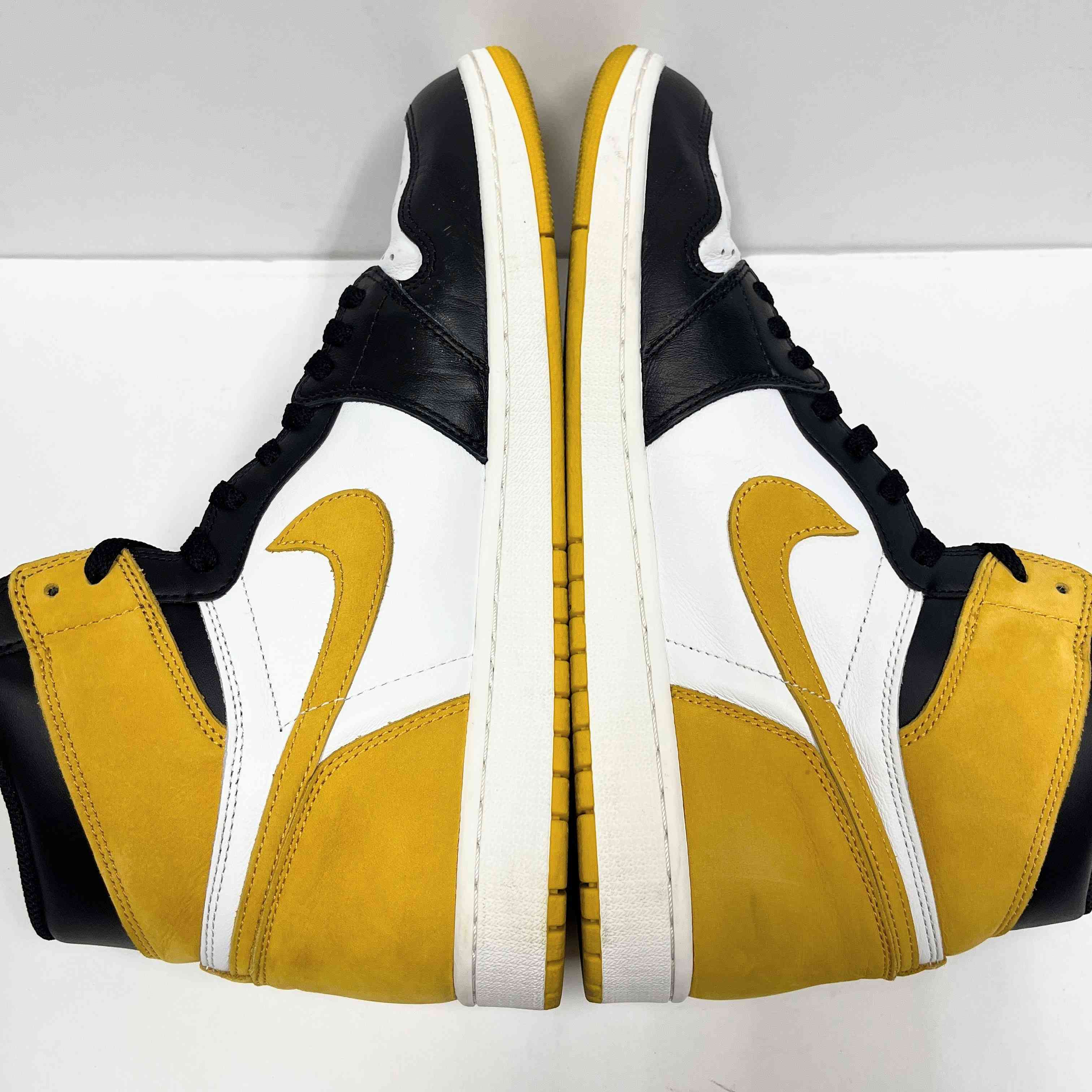 【US13】 AIR JORDAN 1 RETRO HIGH OG 555088-109 【USED】