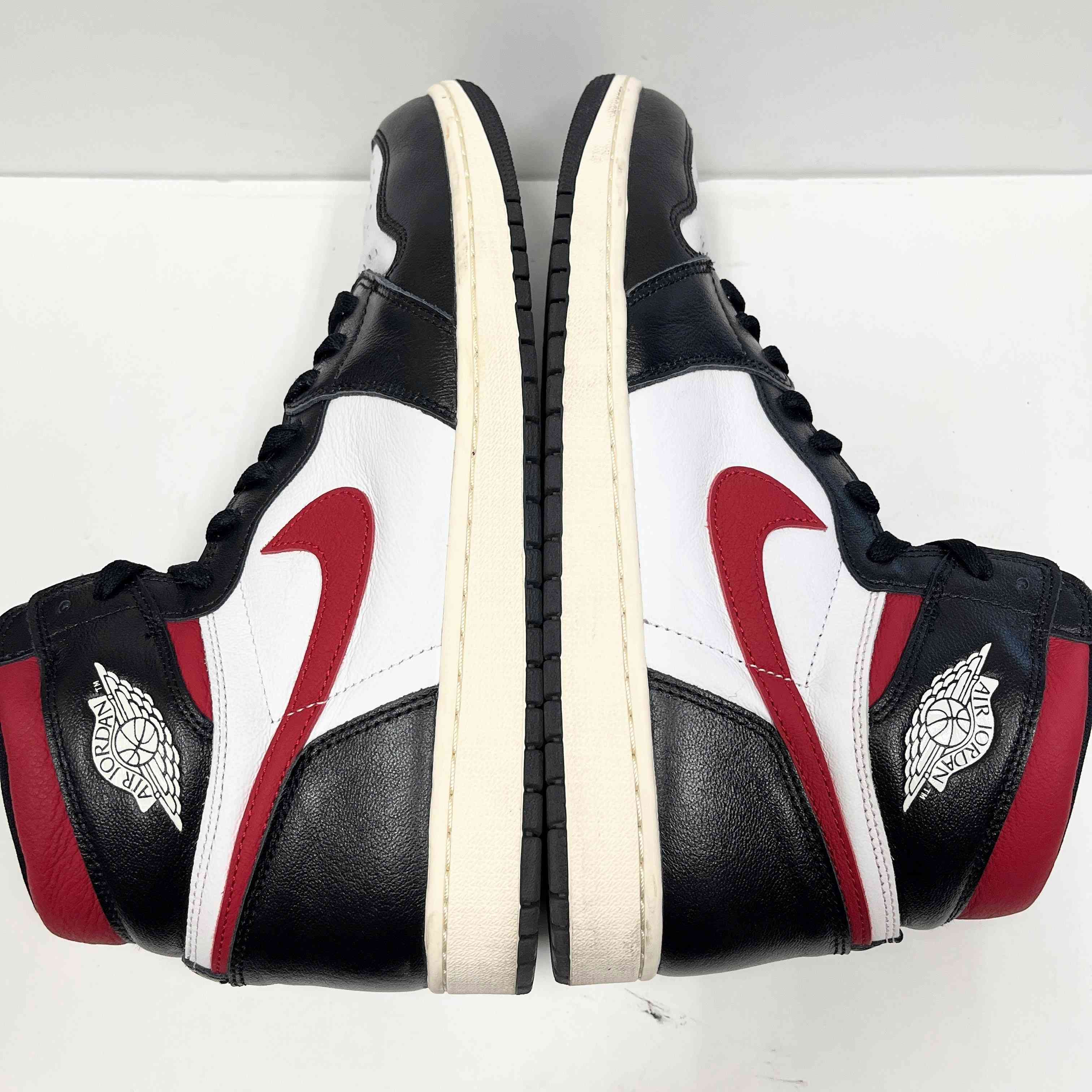 【US13】 AIR JORDAN 1 RETRO HIGH OG 555088-061 【USED】