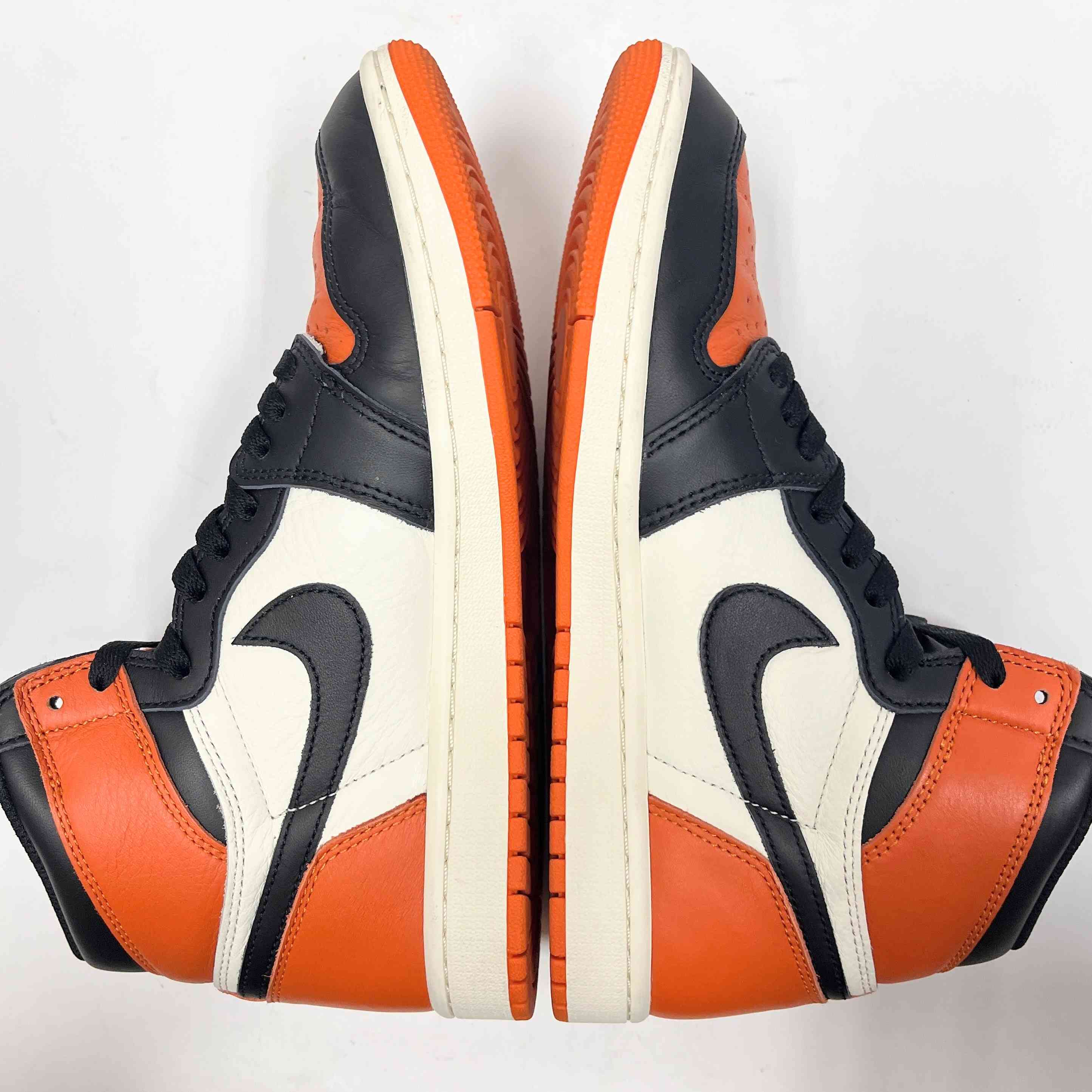 【US8.5】 AIR JORDAN 1 RETRO HIGH OG SHATTERED BACKBOARD 2025 DZ5485-008 【USED】