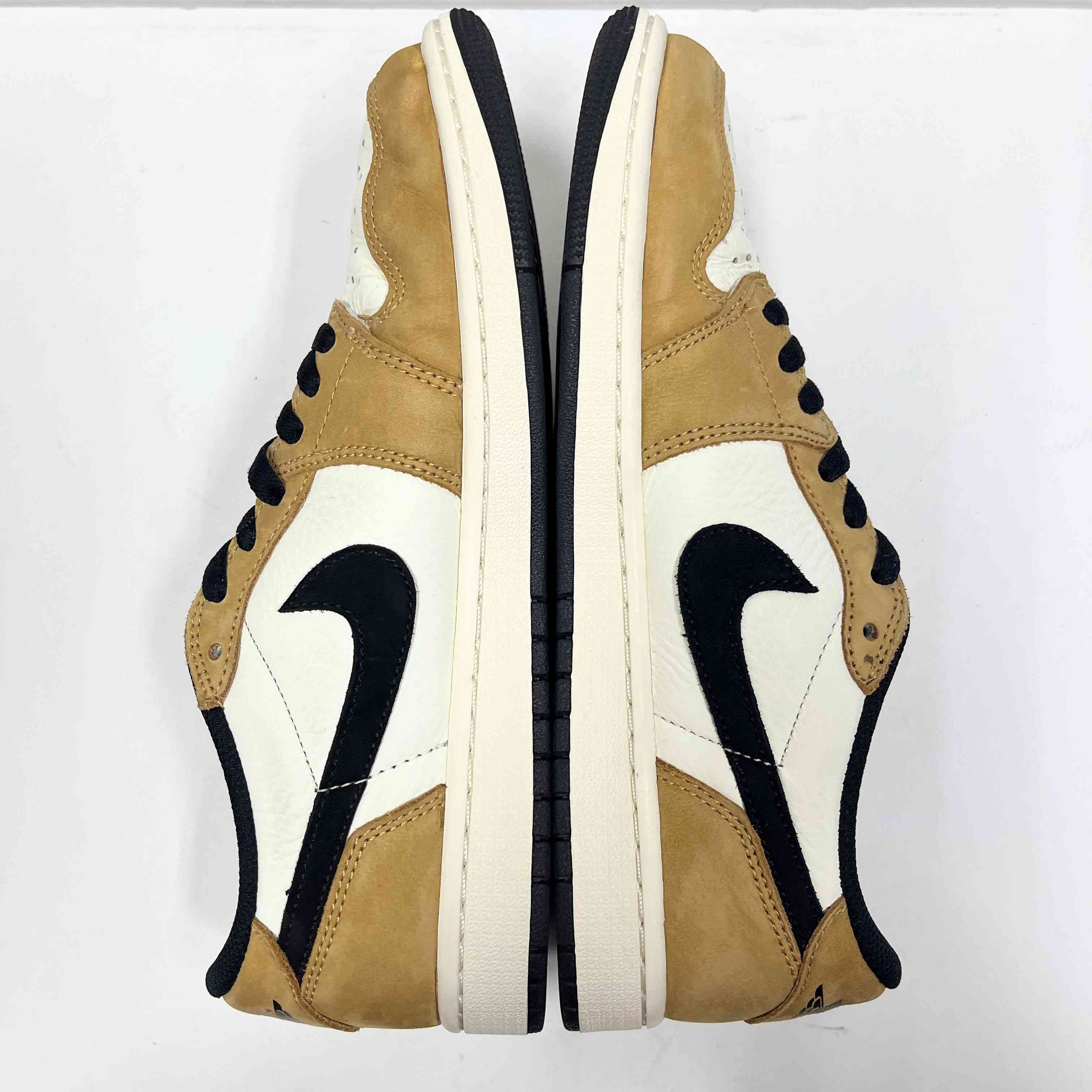 【US8.5】 AIR JORDAN 1 RETRO HIGH OG CZ0790-107 【USED】