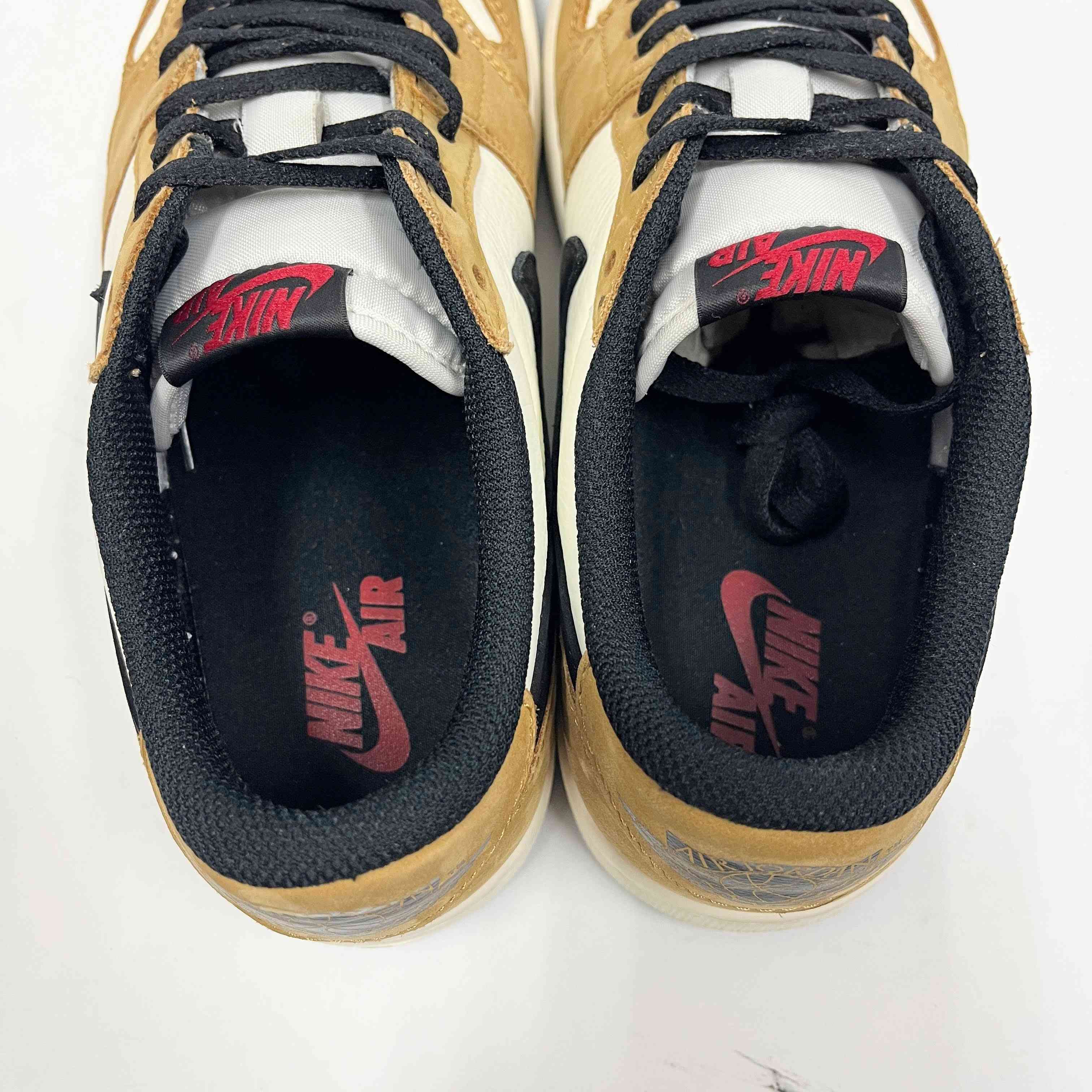 【US8.5】 AIR JORDAN 1 RETRO HIGH OG CZ0790-107 【USED】