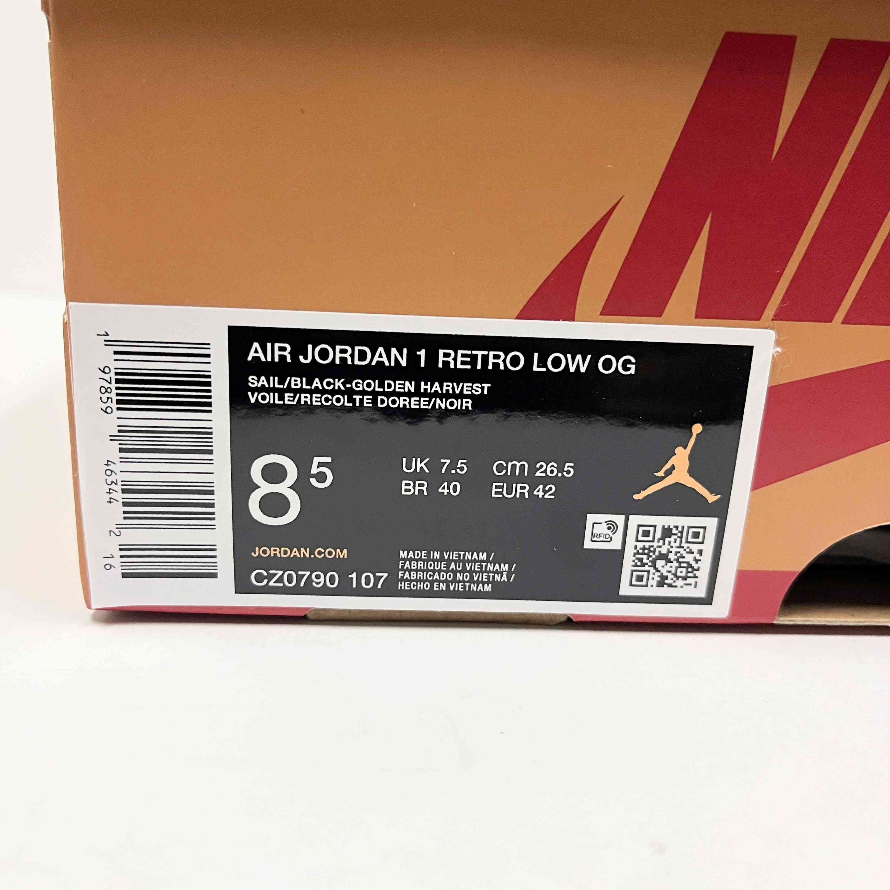 【US8.5】 AIR JORDAN 1 RETRO HIGH OG CZ0790-107 【USED】