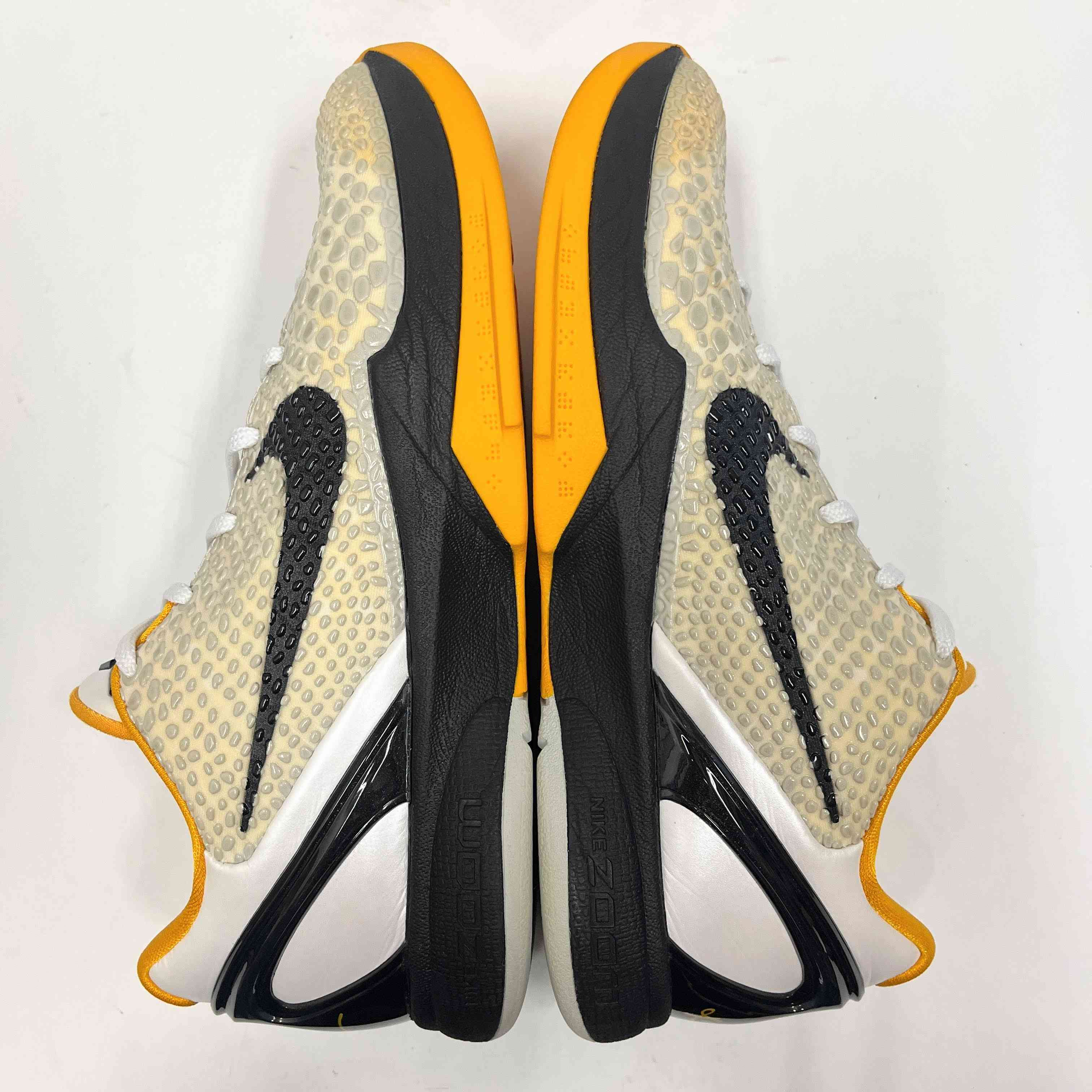 【US8】 NIKE KOBE 6 PROTRO CW2190-100 【USED】