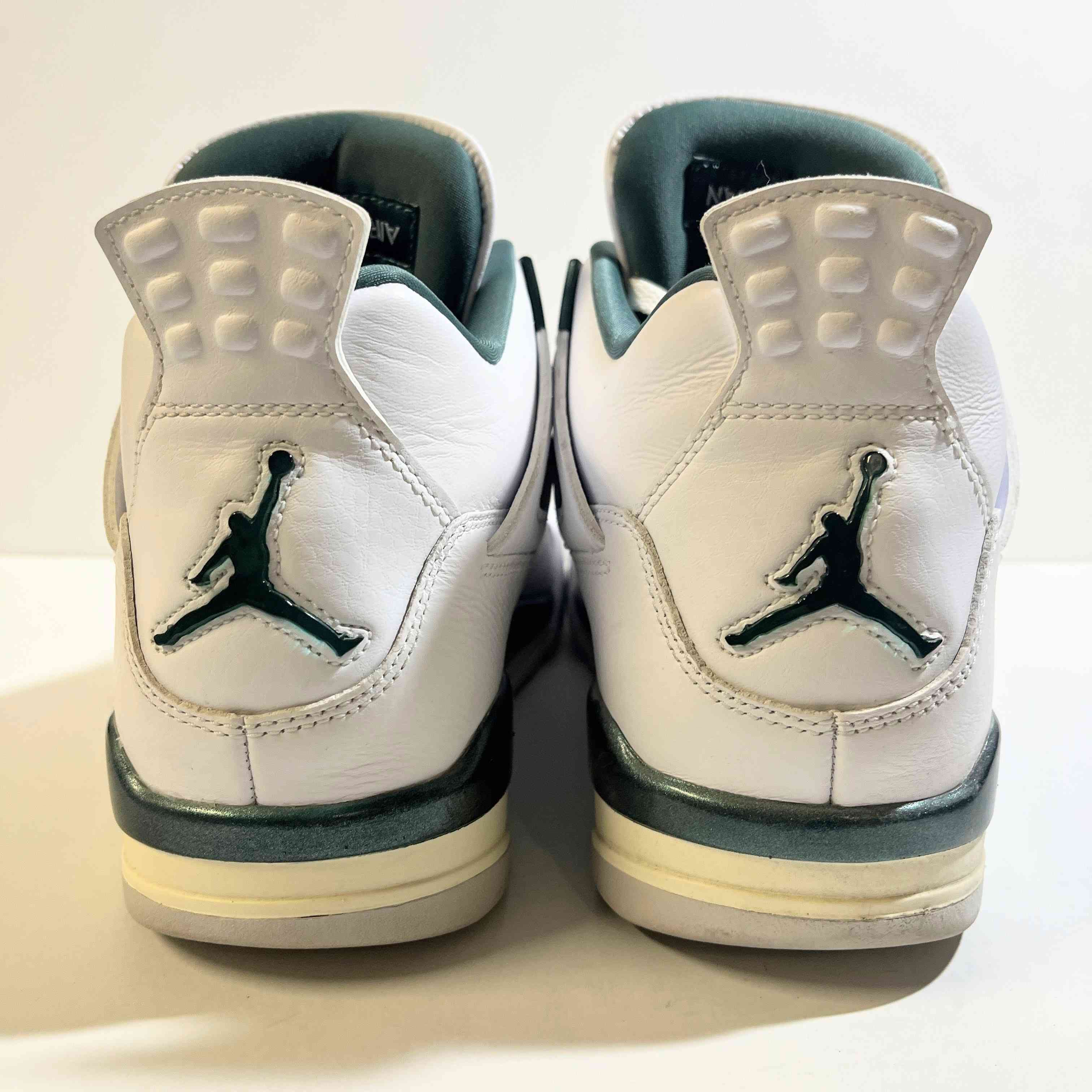 【US9.5】 AIR JORDAN 4 RETRO FQ8138-103 【USED】