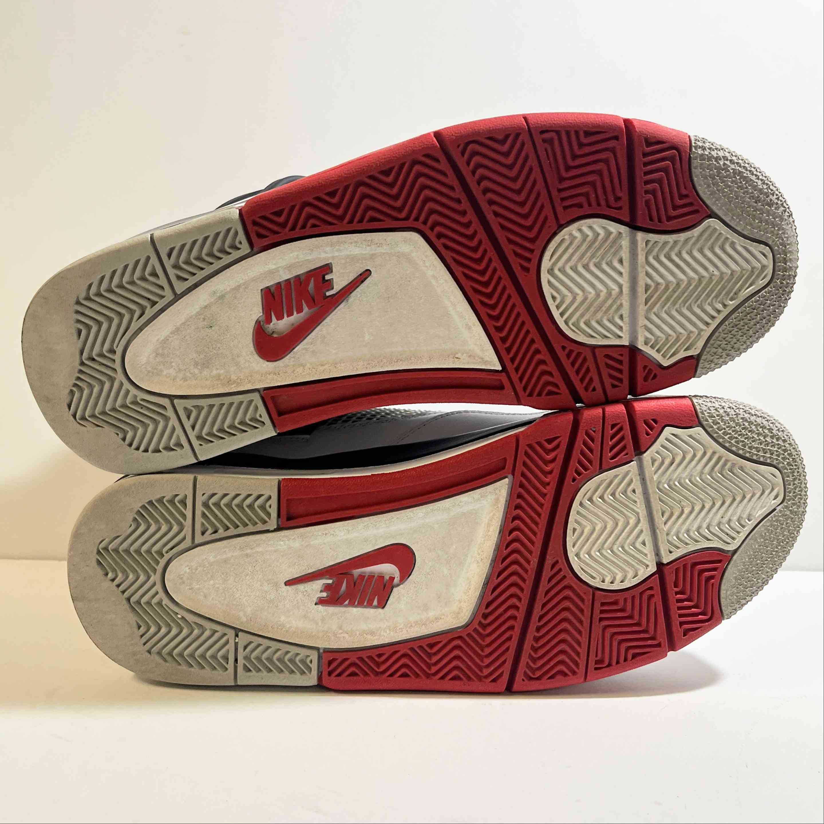 【US9.5】 AIR JORDAN 4 RETRO FIRE RED DC7770-160 【USED】
