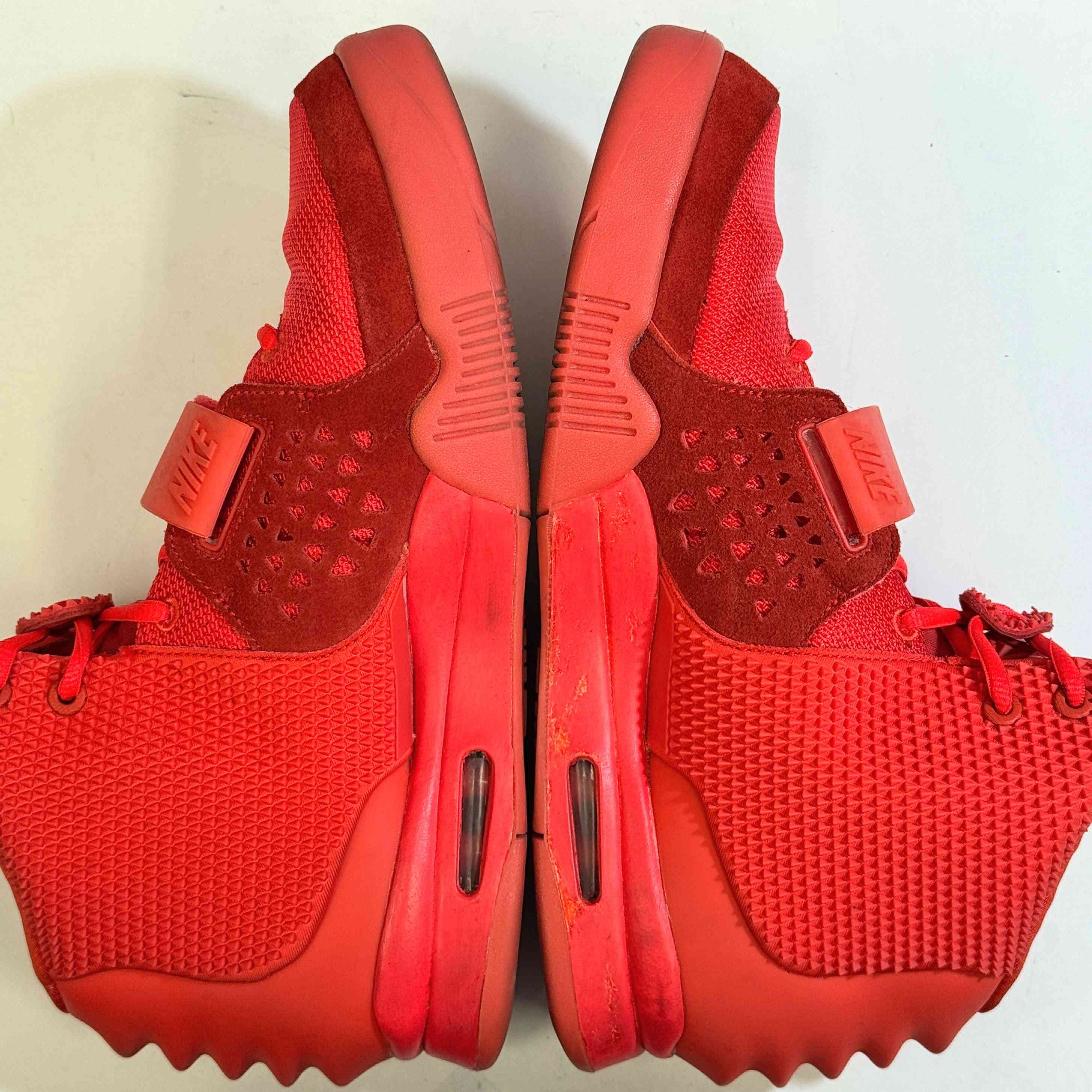 【US11】 NIKE AIR YEEZY 2 SP Red October 508214-660 【USED】