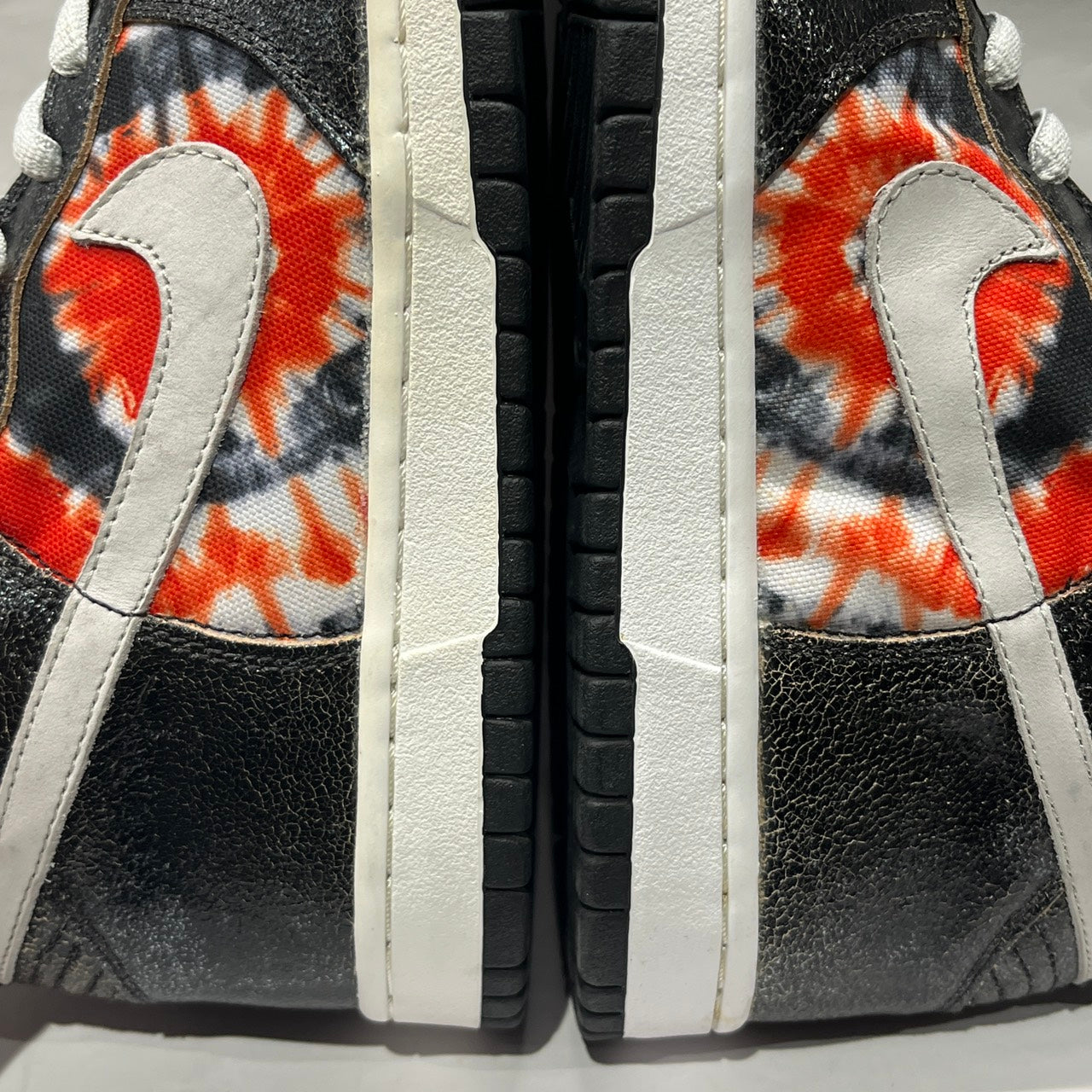 【US9】 NIKE SB DUNK HIGH PRO SB HUF 305050-102 【USED】