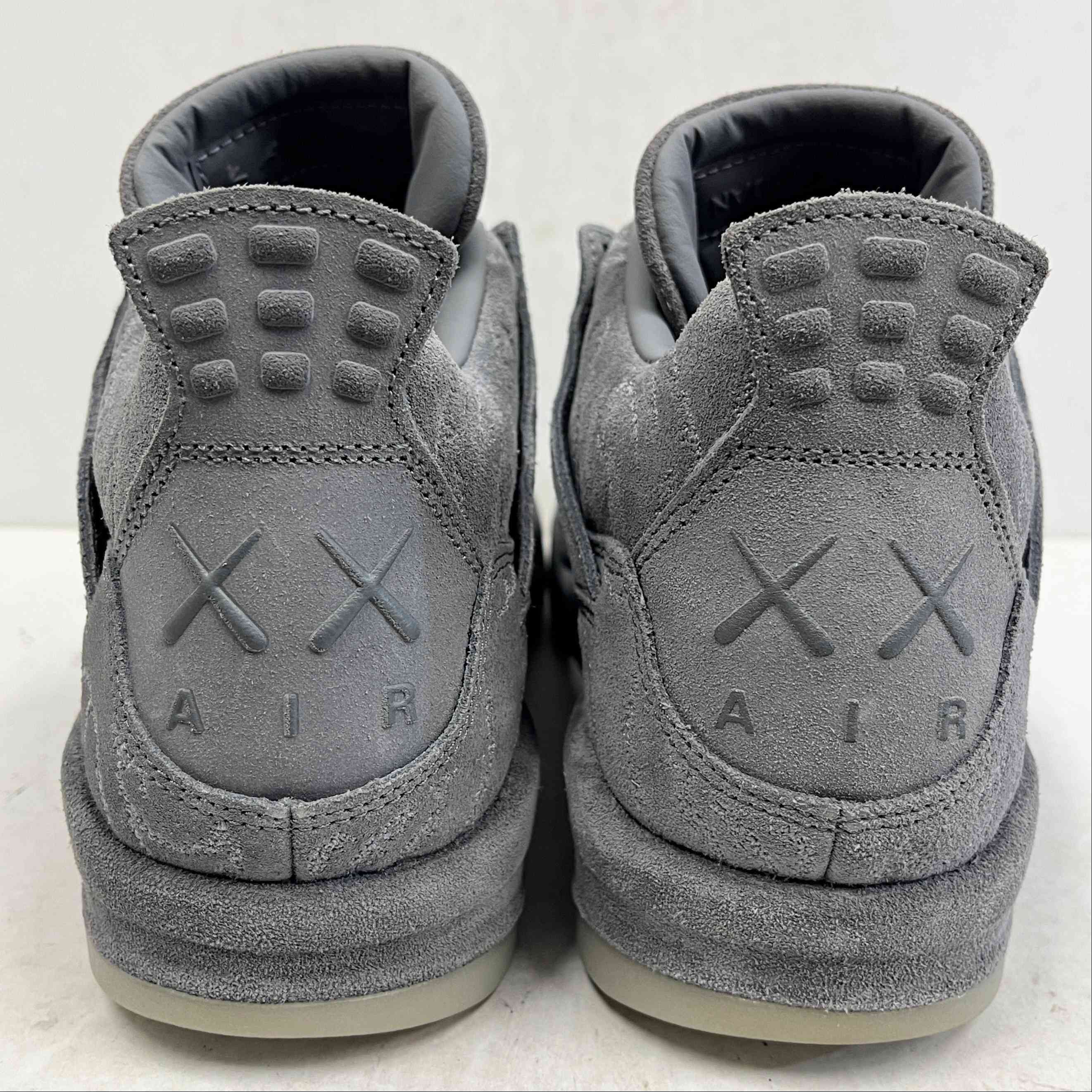 【US10】 AIR JORDAN 4 RETRO KAWS KAWS 930155-003 【USED】