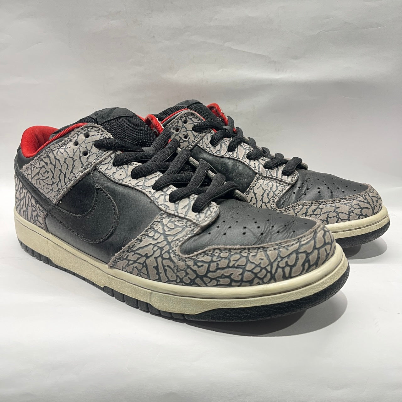 【US9.5】 NIKE SB DUNK LOW PRO SB Supreme 304292-131 【USED】