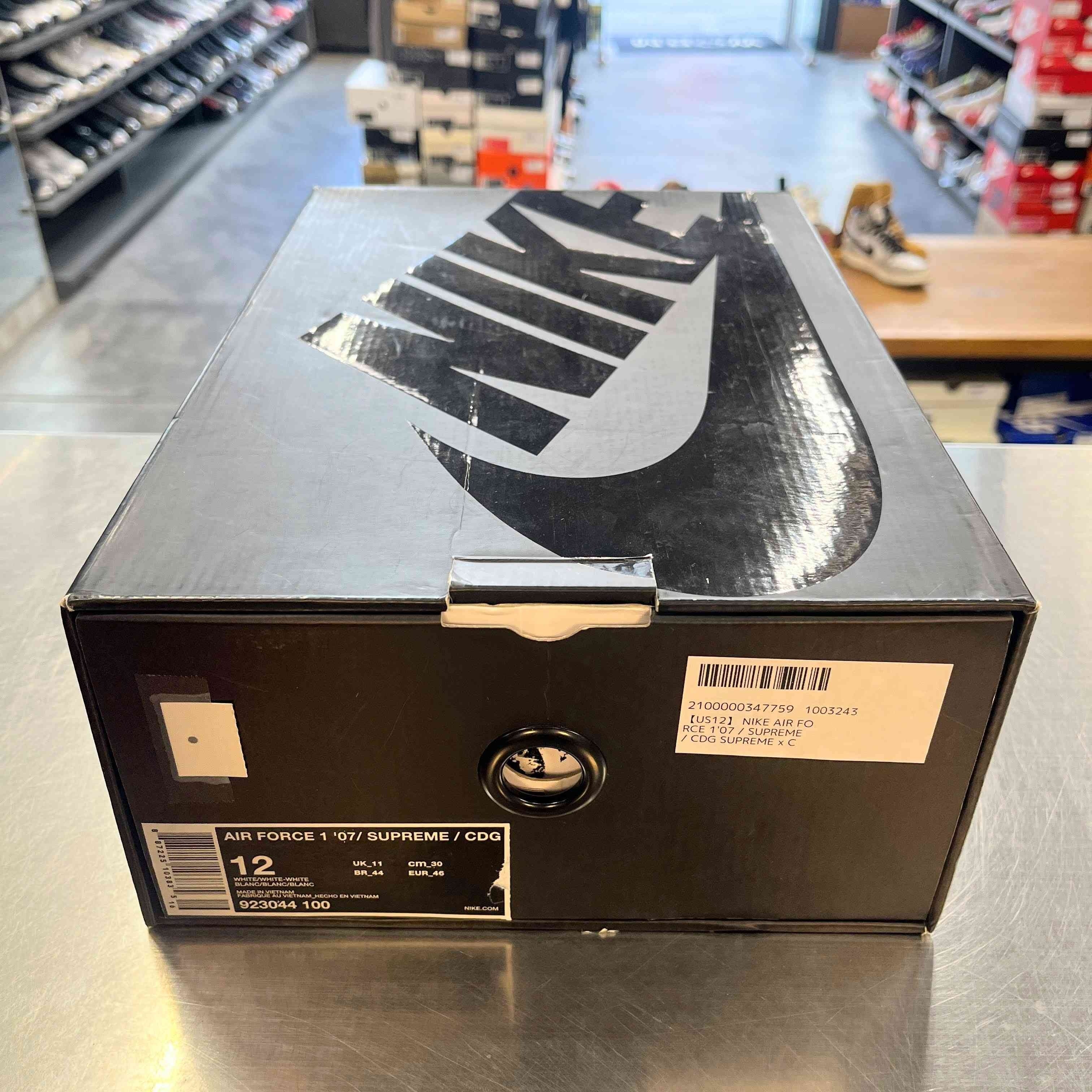 【US12】 NIKE AIR FORCE 1'07 / SUPREME / CDG SUPREME x CDG 923044-100 【USED】