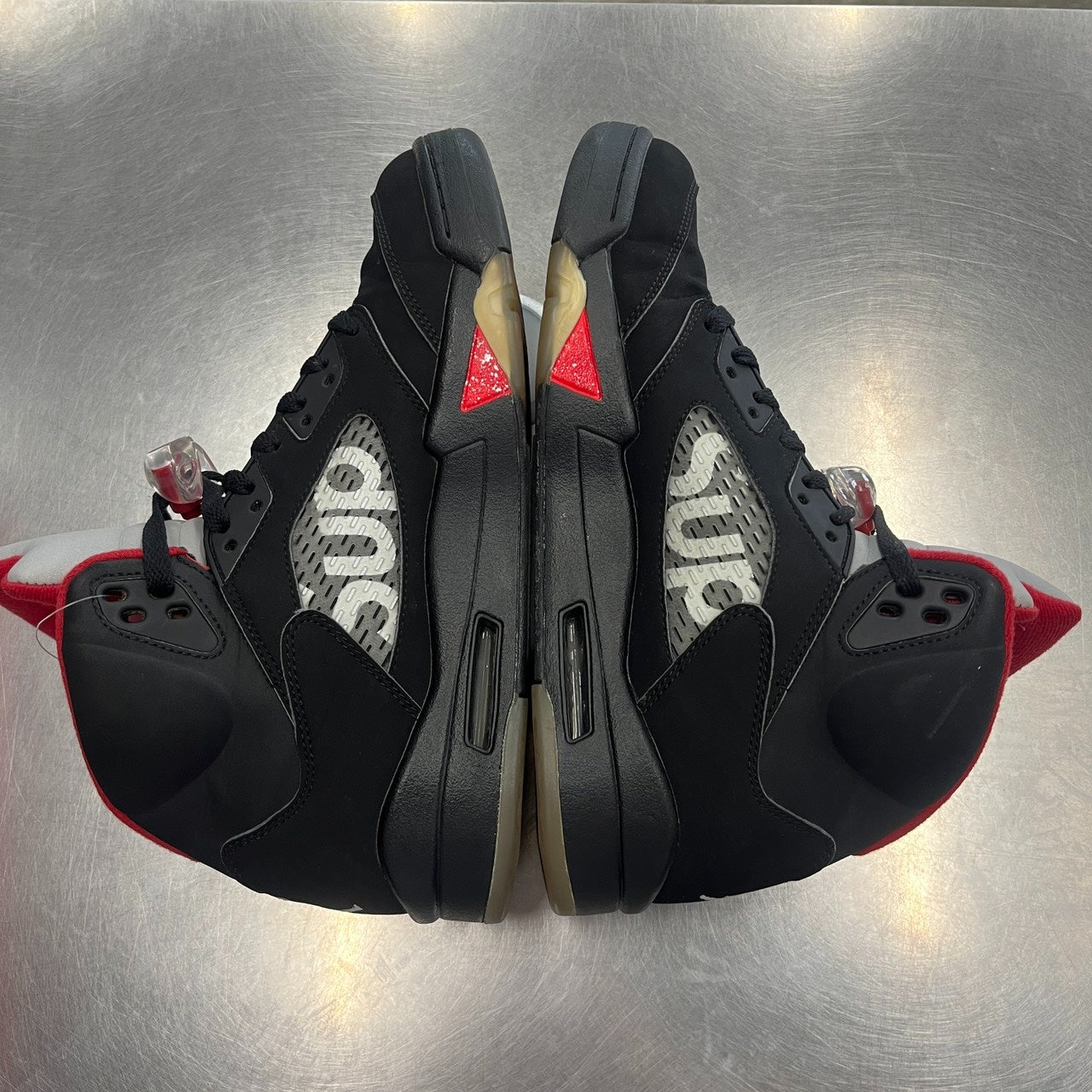 【US9.5】 AIR JORDAN 5 RETRO SUPREME 824371-001 【USED】