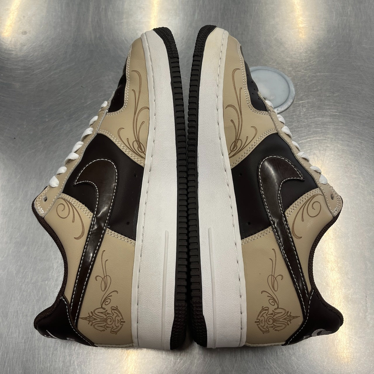 【US9】 NIKE AIR FORCE 1 BROWN PRIDE 307334-221 【USED】