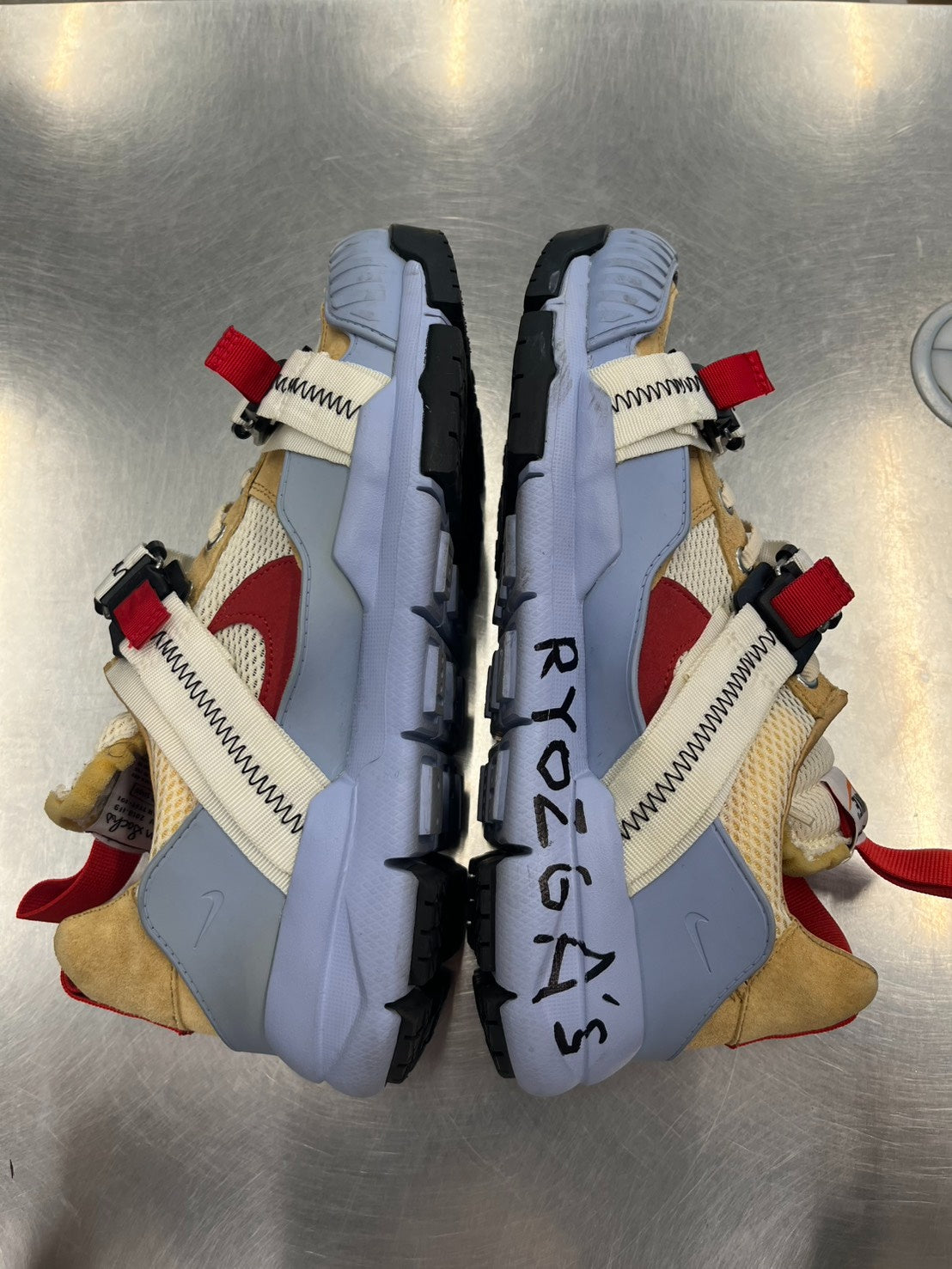 【US10】 NIKE MARS YARD OVERSHOE AH7767-101 【USED】