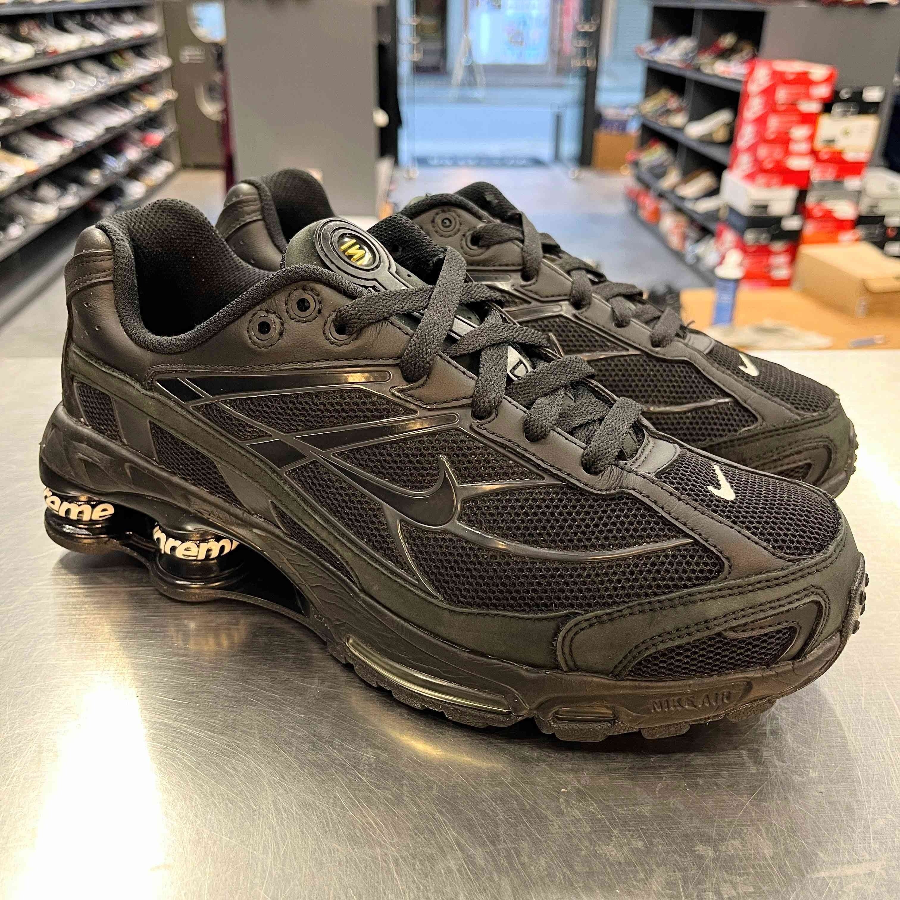 【US8】 NIKE SHOX RIDE 2 SP SUPREME DN1615-001 【USED】