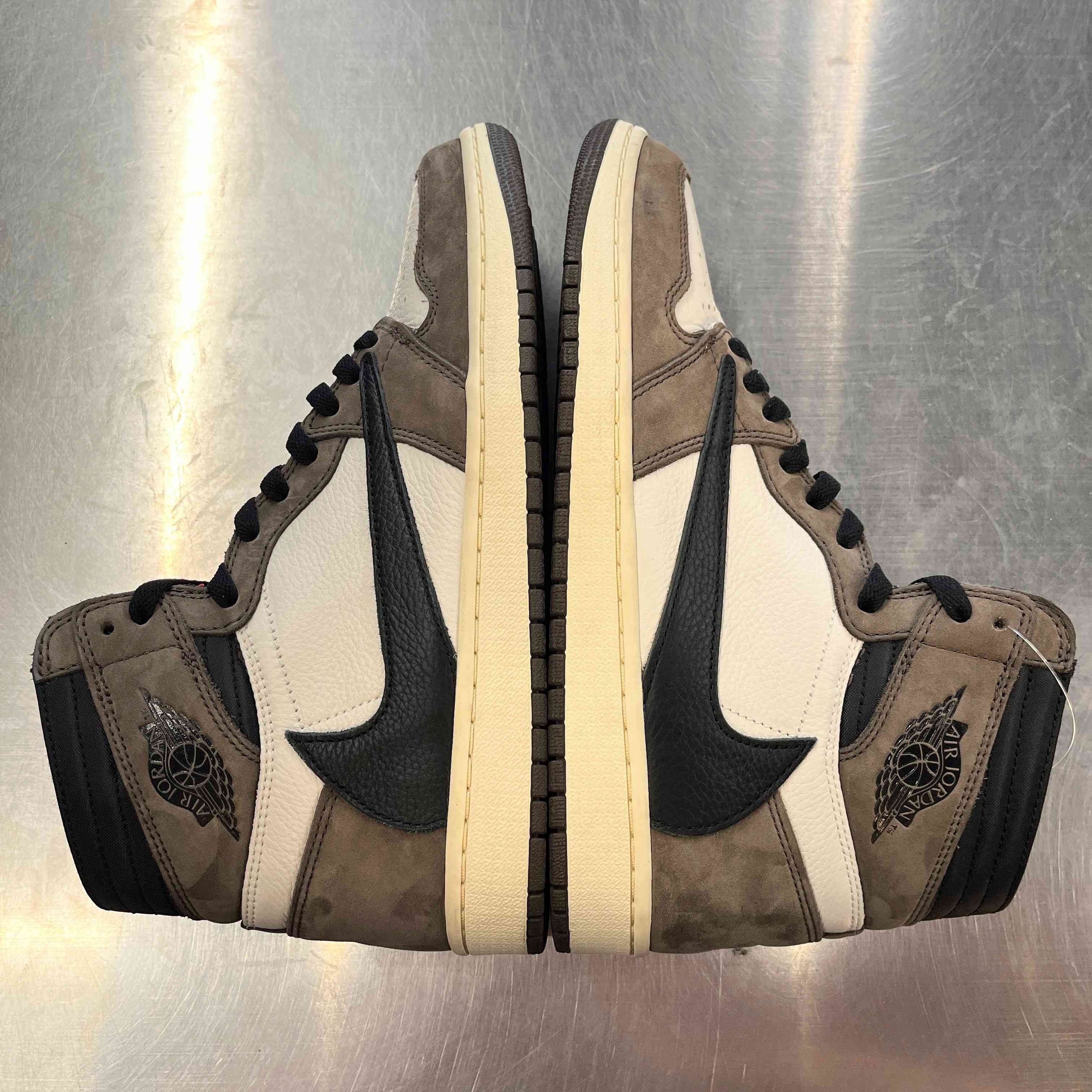 【US9.5】 AIR JORDAN 1 HIGH OG TS SP TRAVIS SCOTT CD4487-100 【USED】