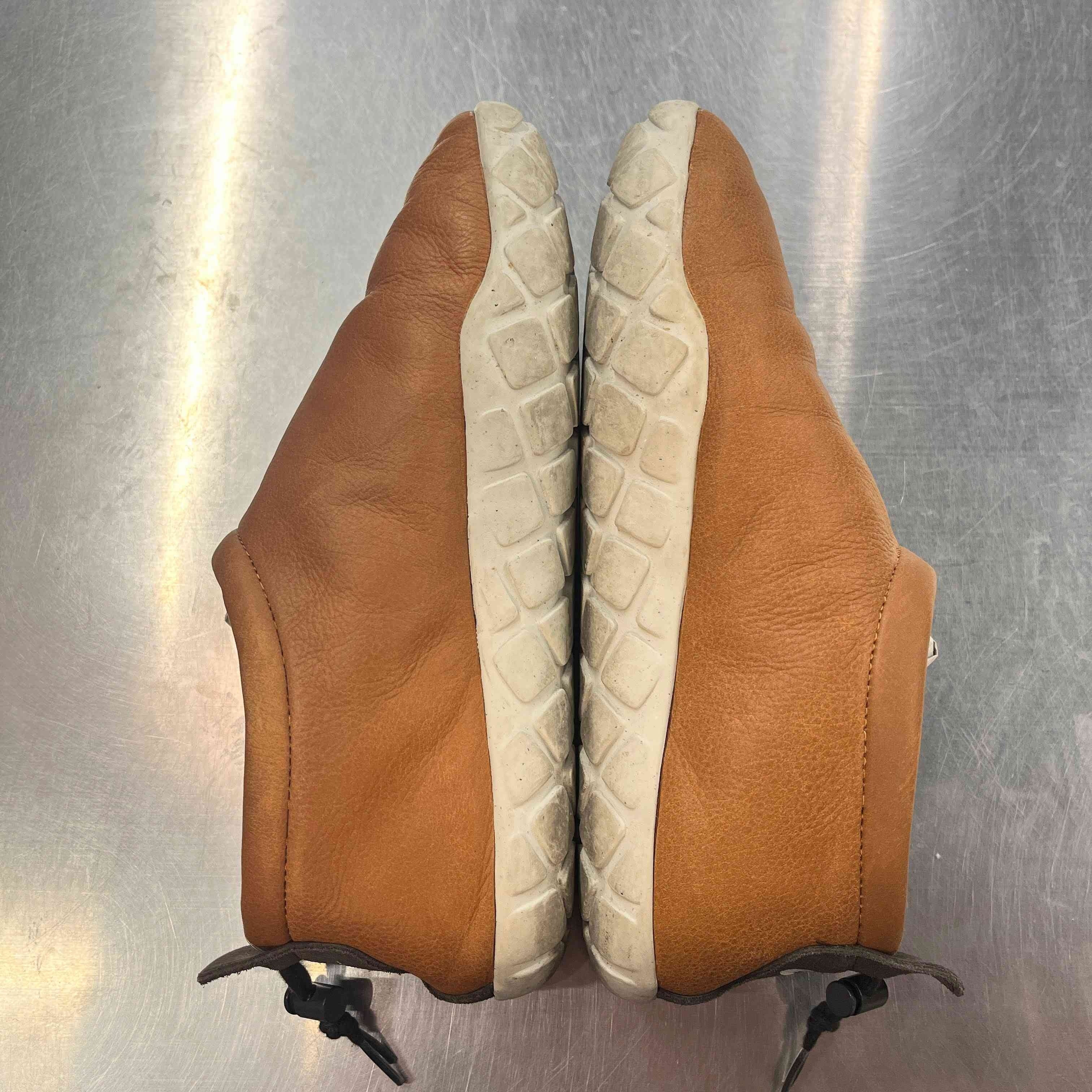 【US8】 NIKE AIR MOC BOMBER 862439-200 【USED】