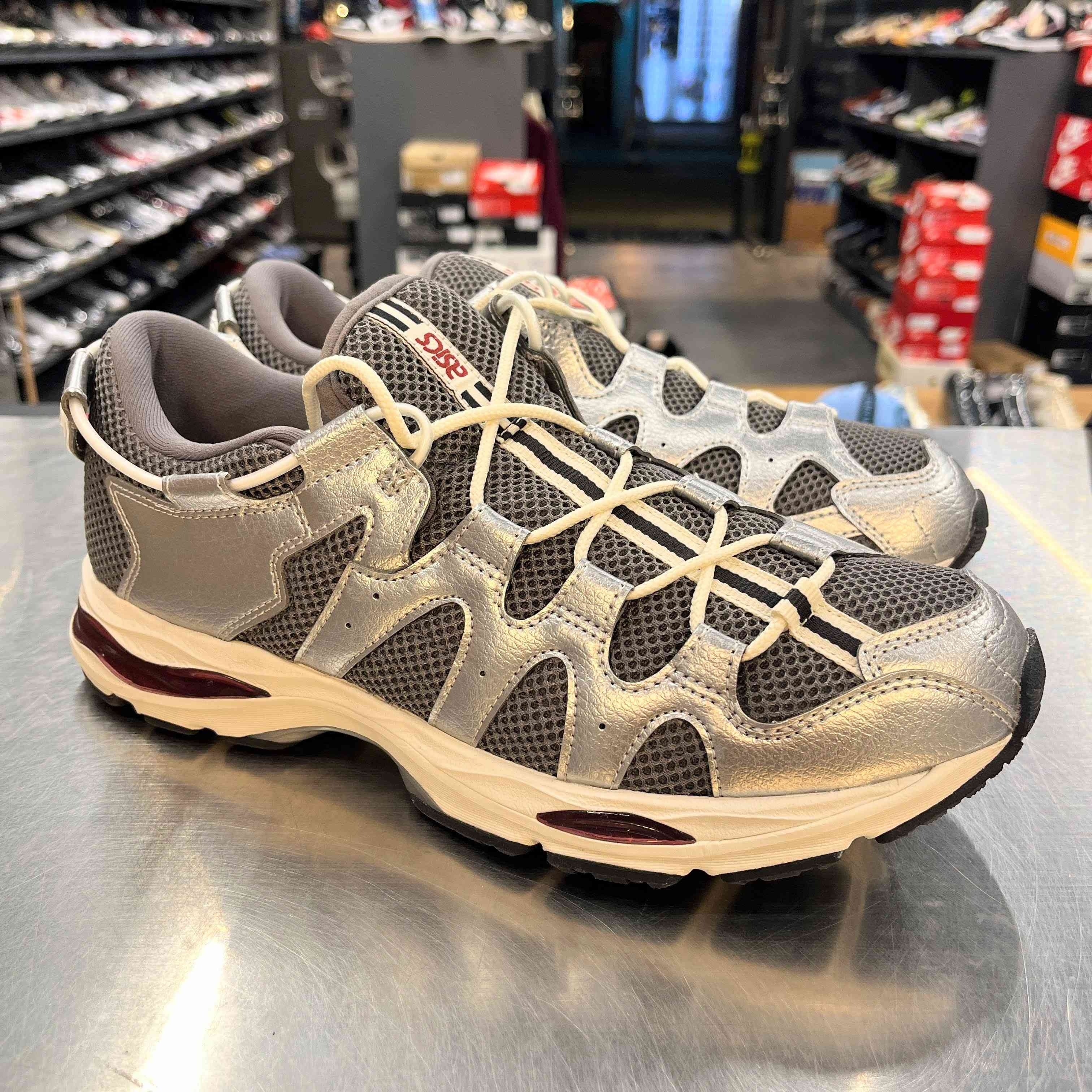 【US8.5】 ASICS GEL-MAI 0.1 1203A907-020 【USED】