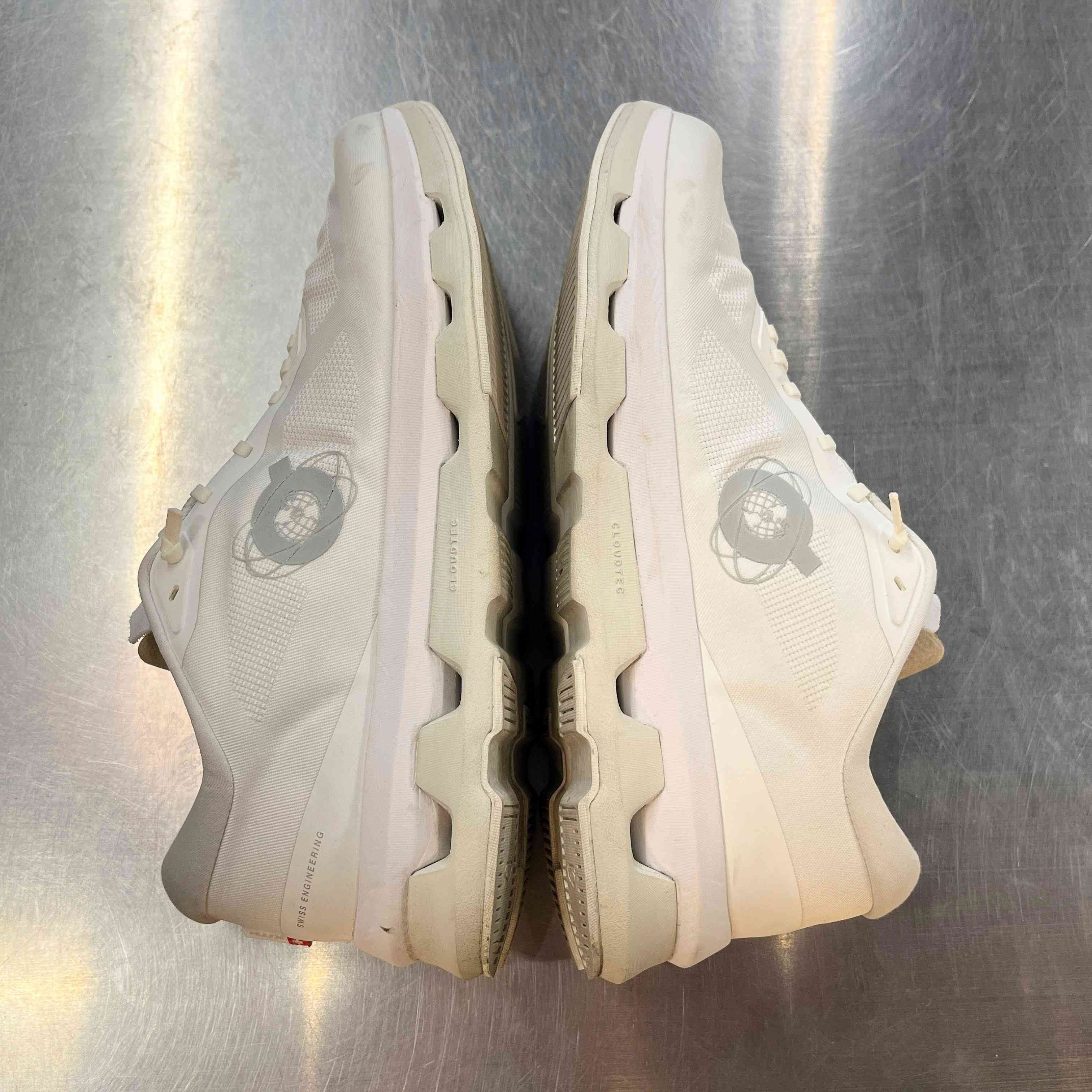 【US8.5】 ON CLOUDZONE KITH 3MF11130202 【USED】