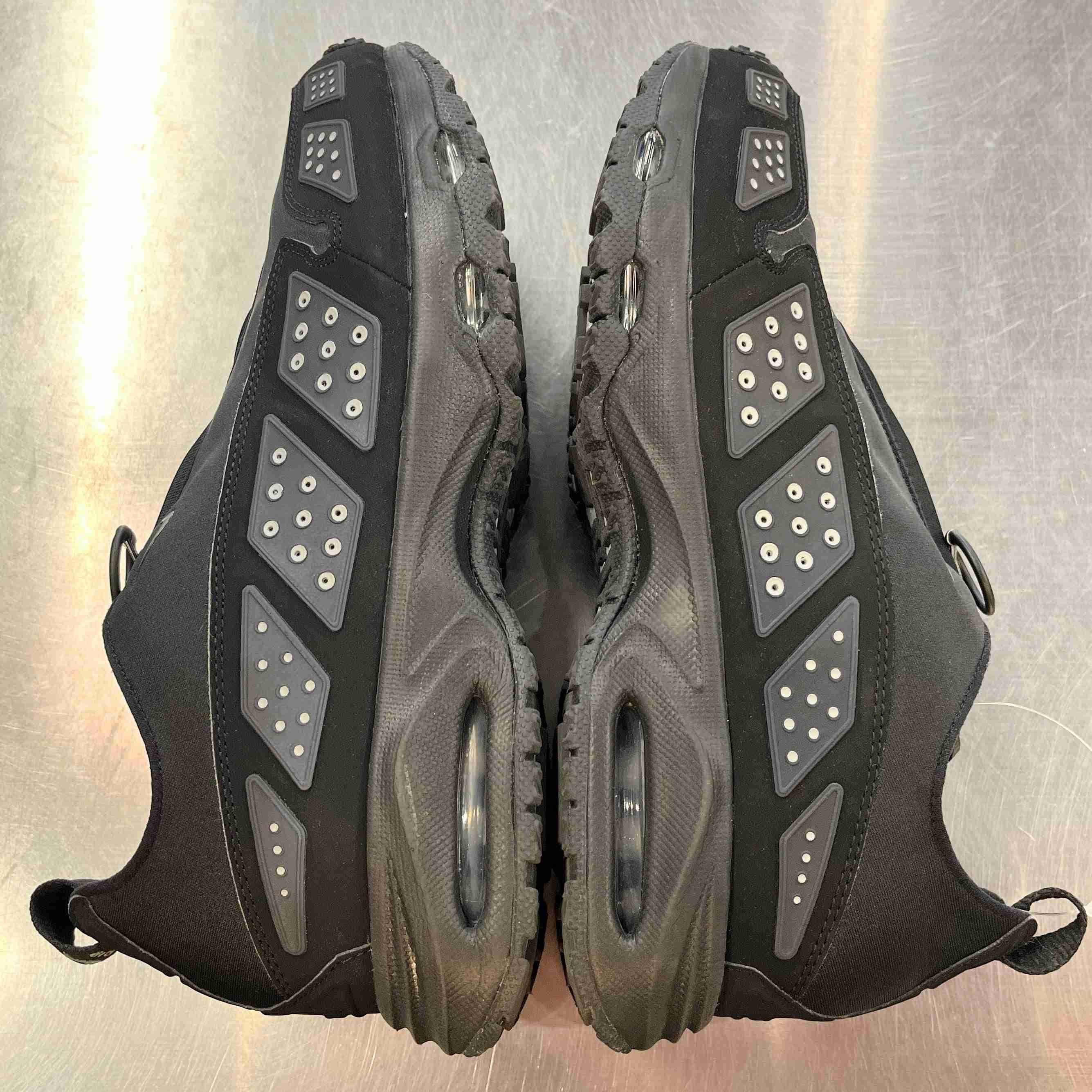 【W US11】 NIKE W AIR MAX SNDR FZ2068-001 【USED】