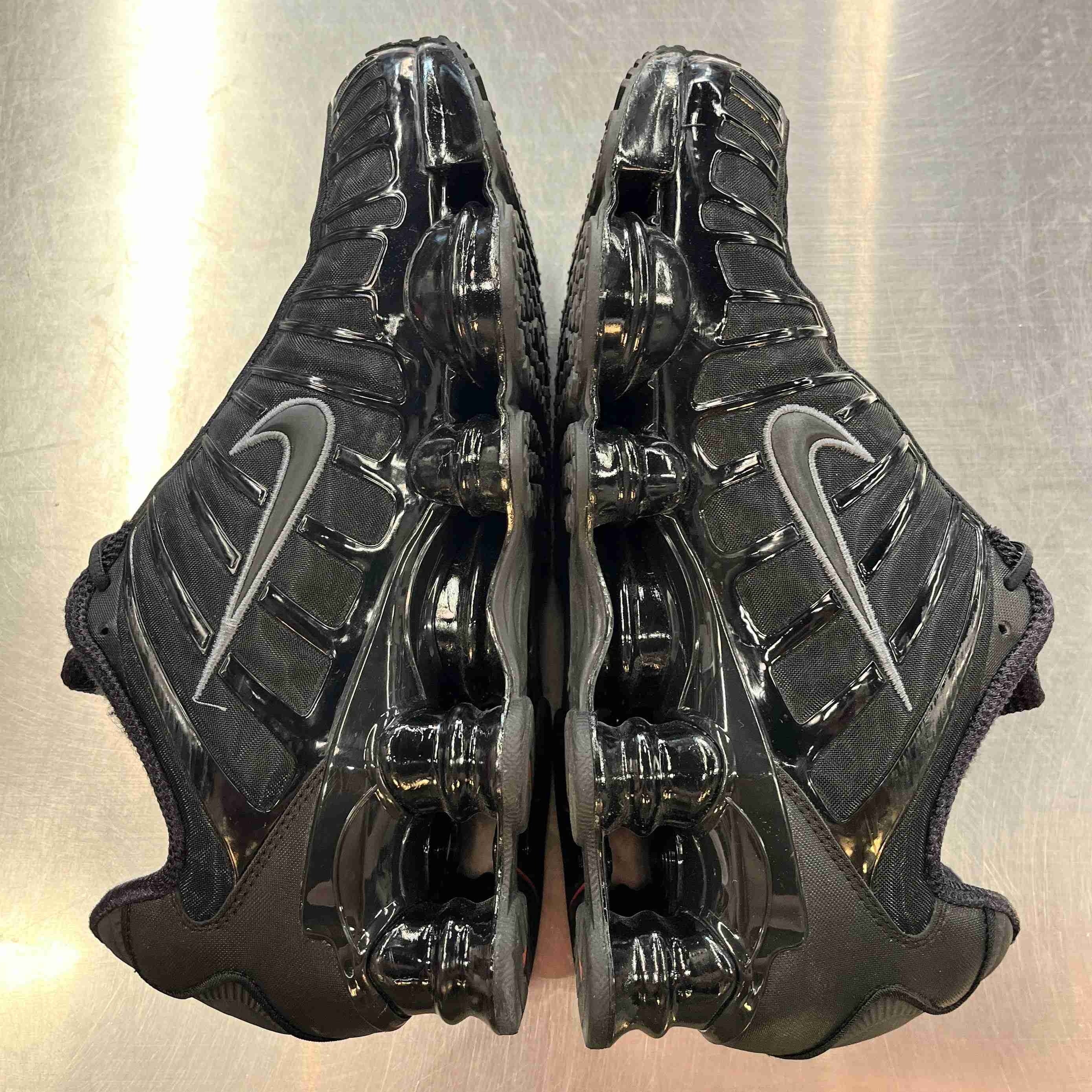 【US10.5】 NIKE SHOX TL AV3595-002 【USED】