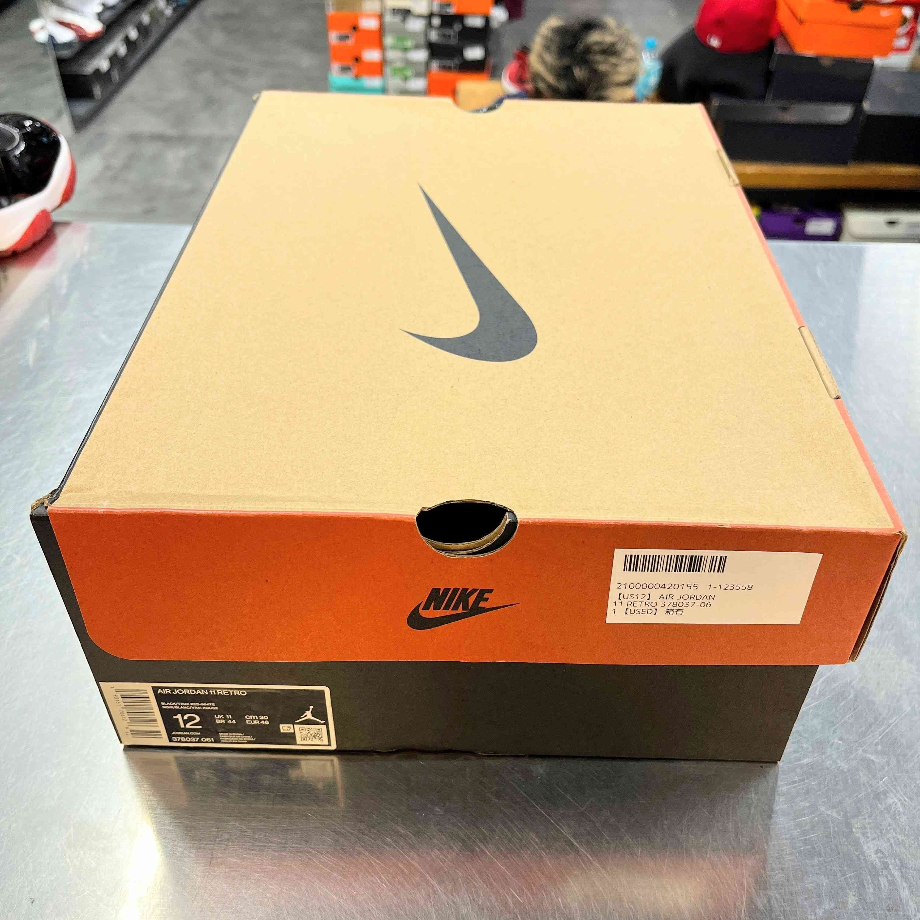 【US12】 AIR JORDAN 11 RETRO 378037-061 【USED】