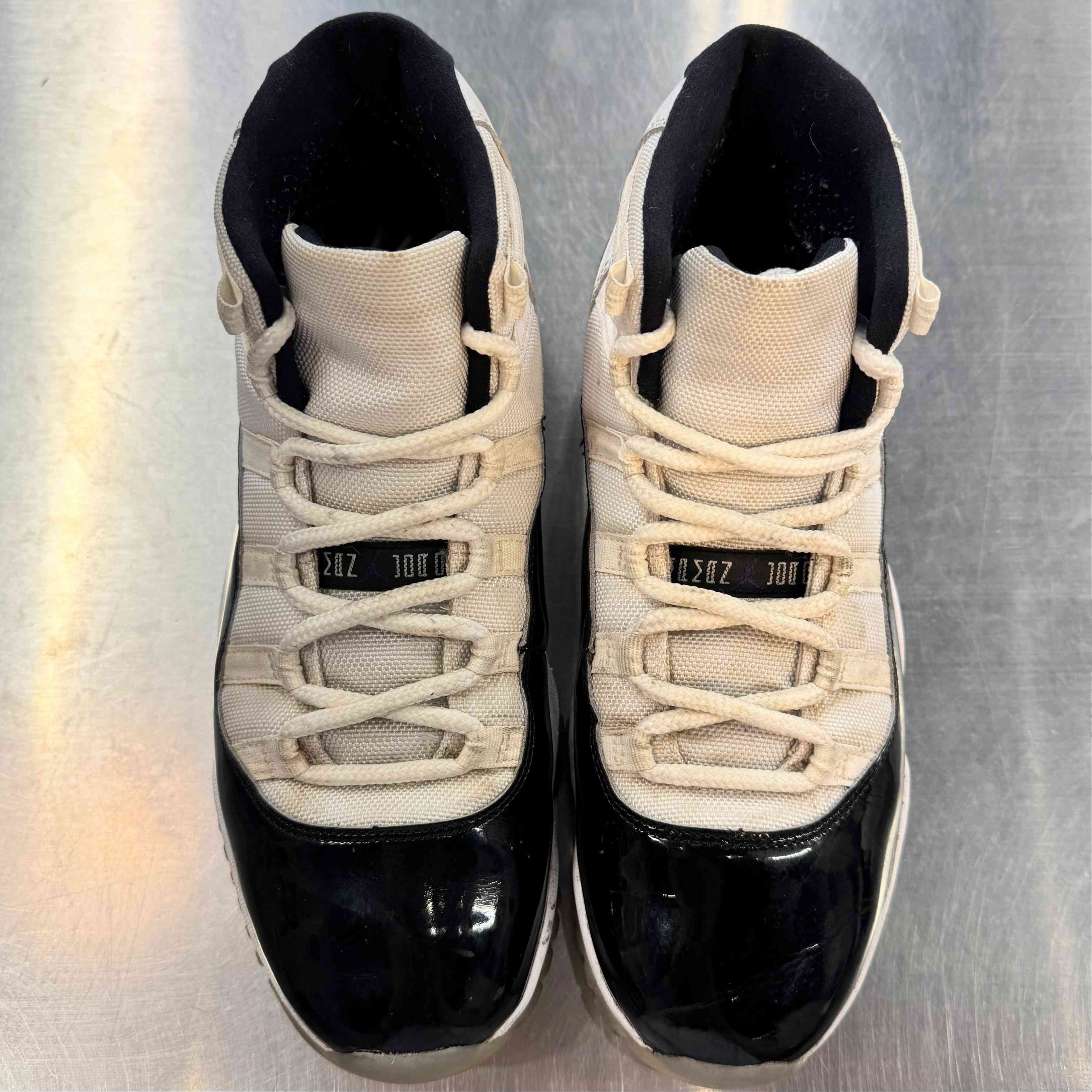 【US10】 AIR JORDAN 11 RETRO CONCORD 378037-100 【USED】