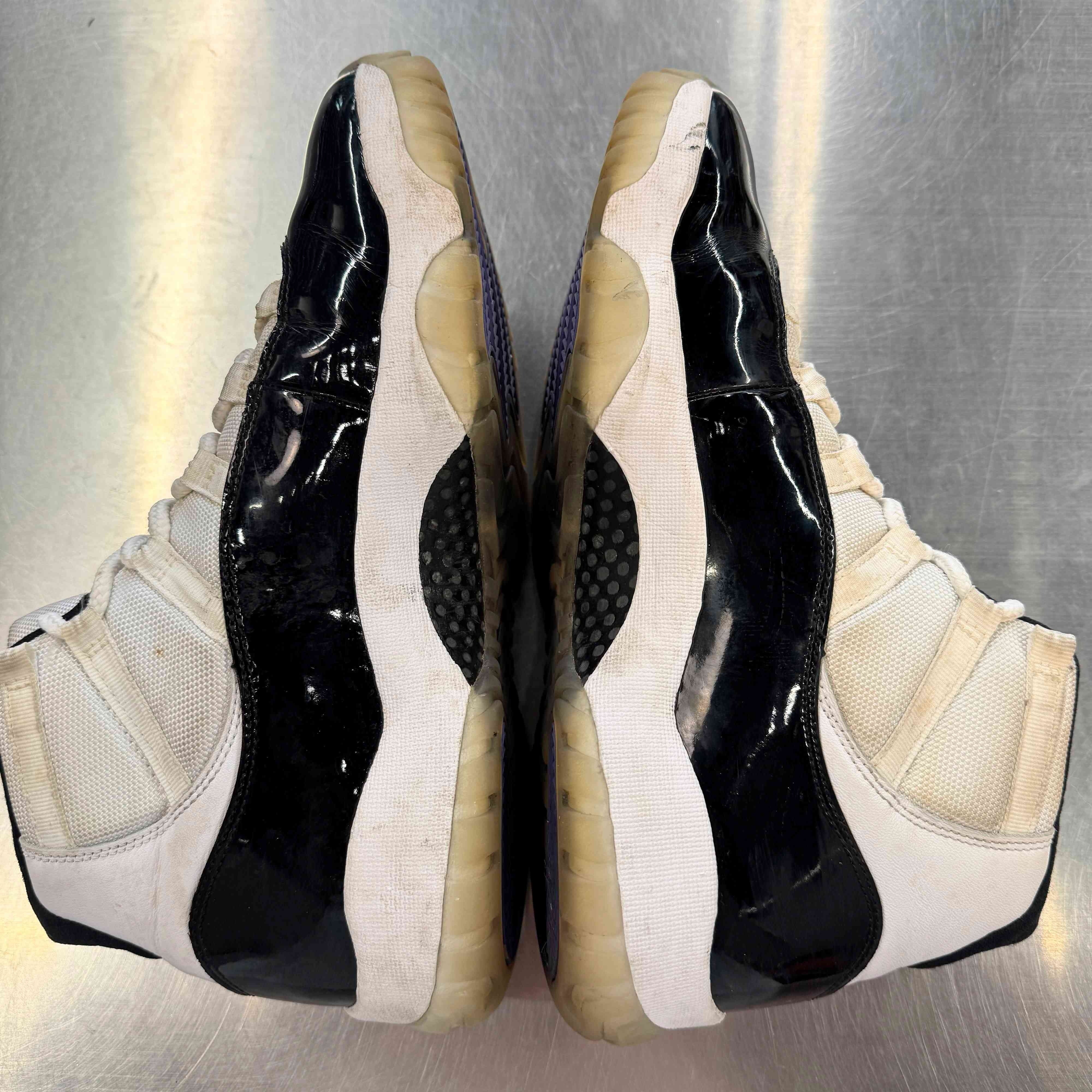 【US10】 AIR JORDAN 11 RETRO CONCORD 378037-100 【USED】