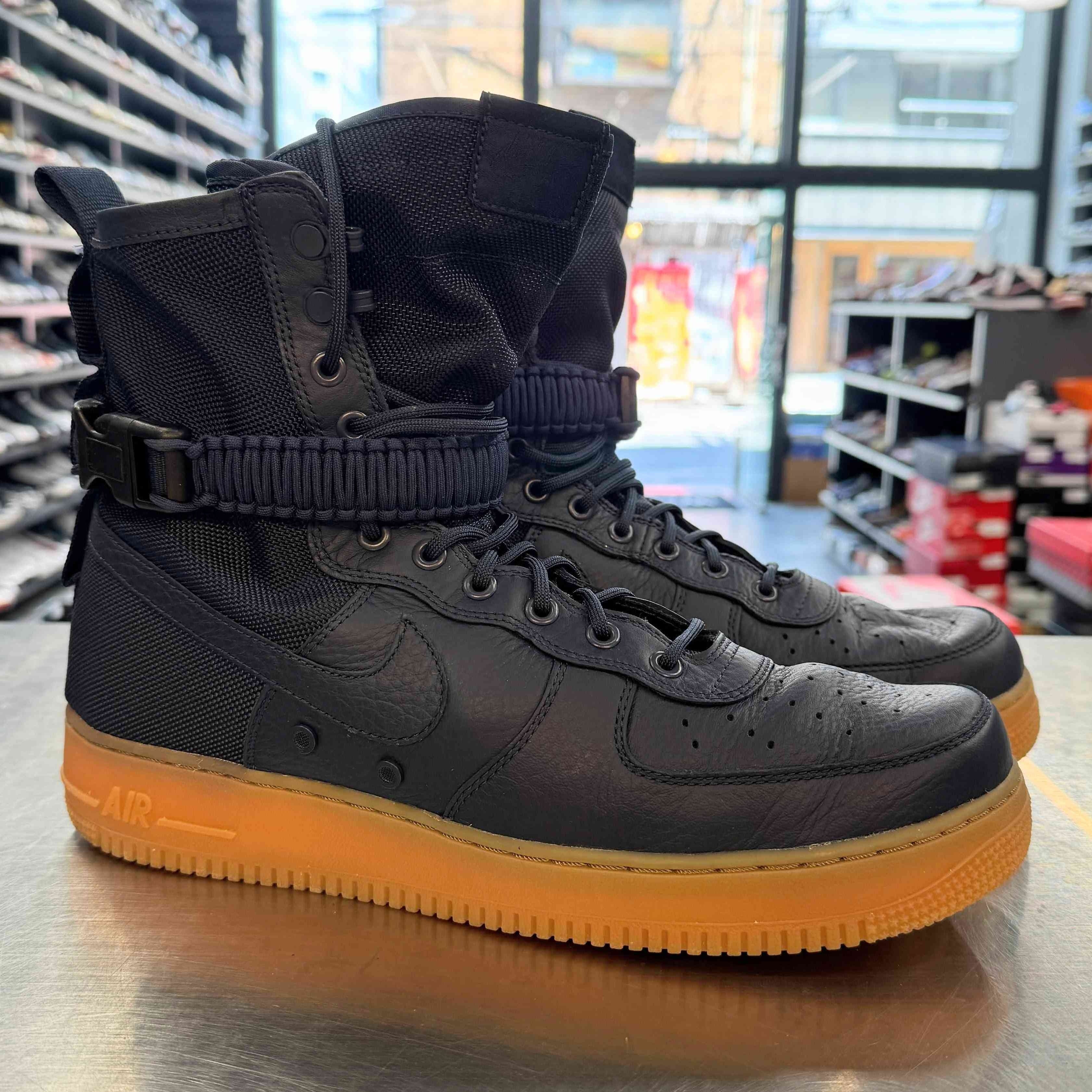 【US12】 NIKE SF AIR FORCE 1 864024-400 【USED】