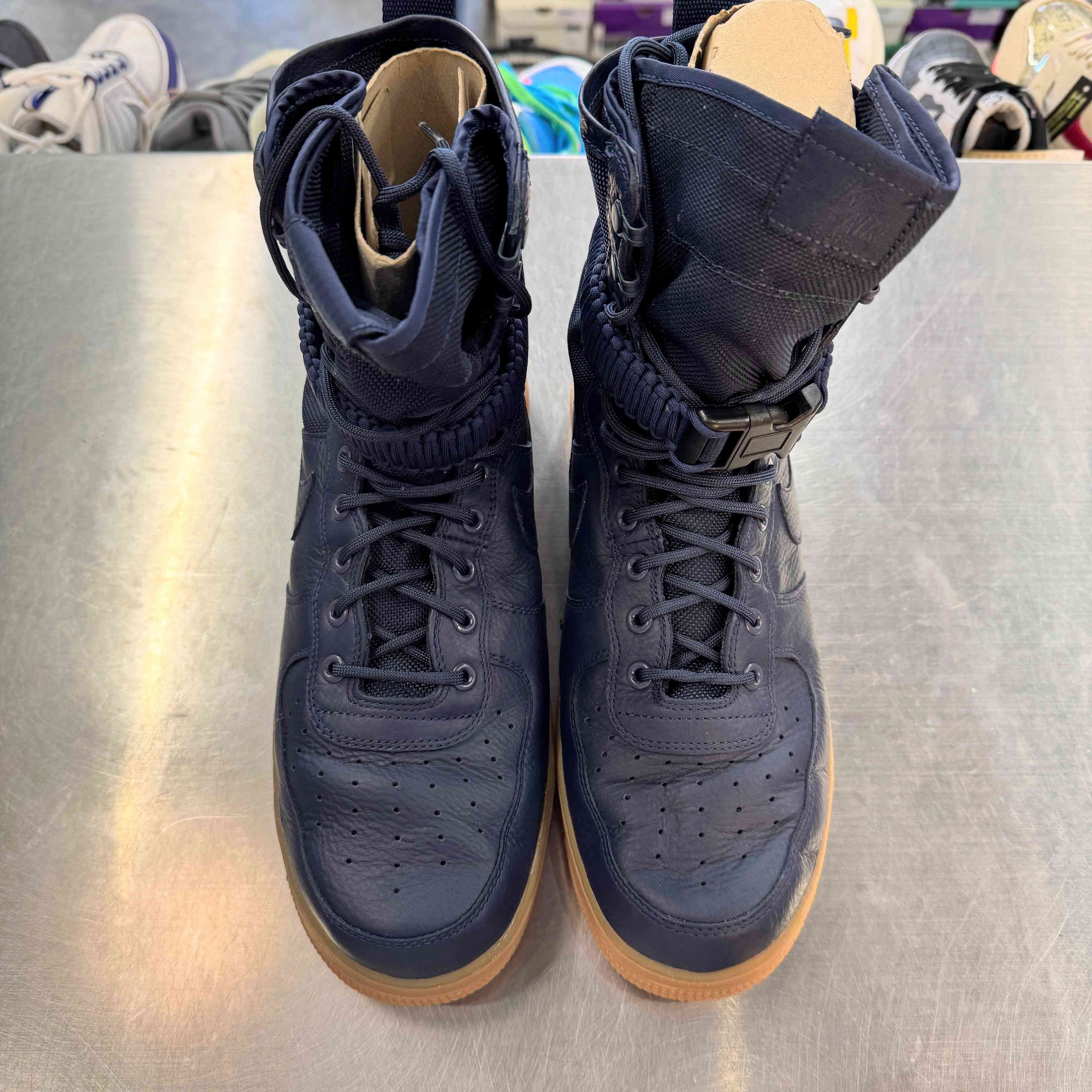 【US12】 NIKE SF AIR FORCE 1 864024-400 【USED】