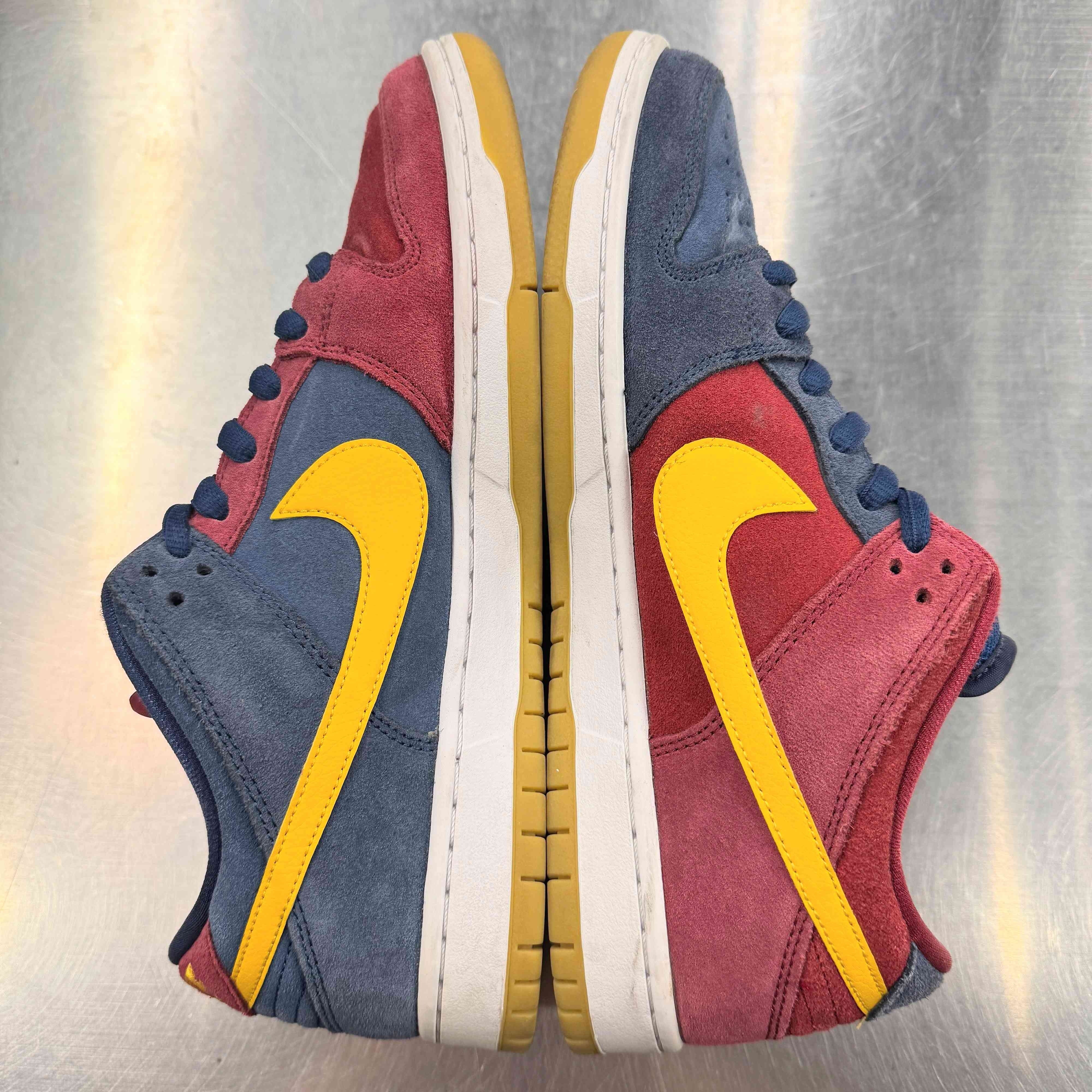 【US10】 NIKE SB SB DUNK LOW PRO PRM Barcelona DJ0606-400 【USED】
