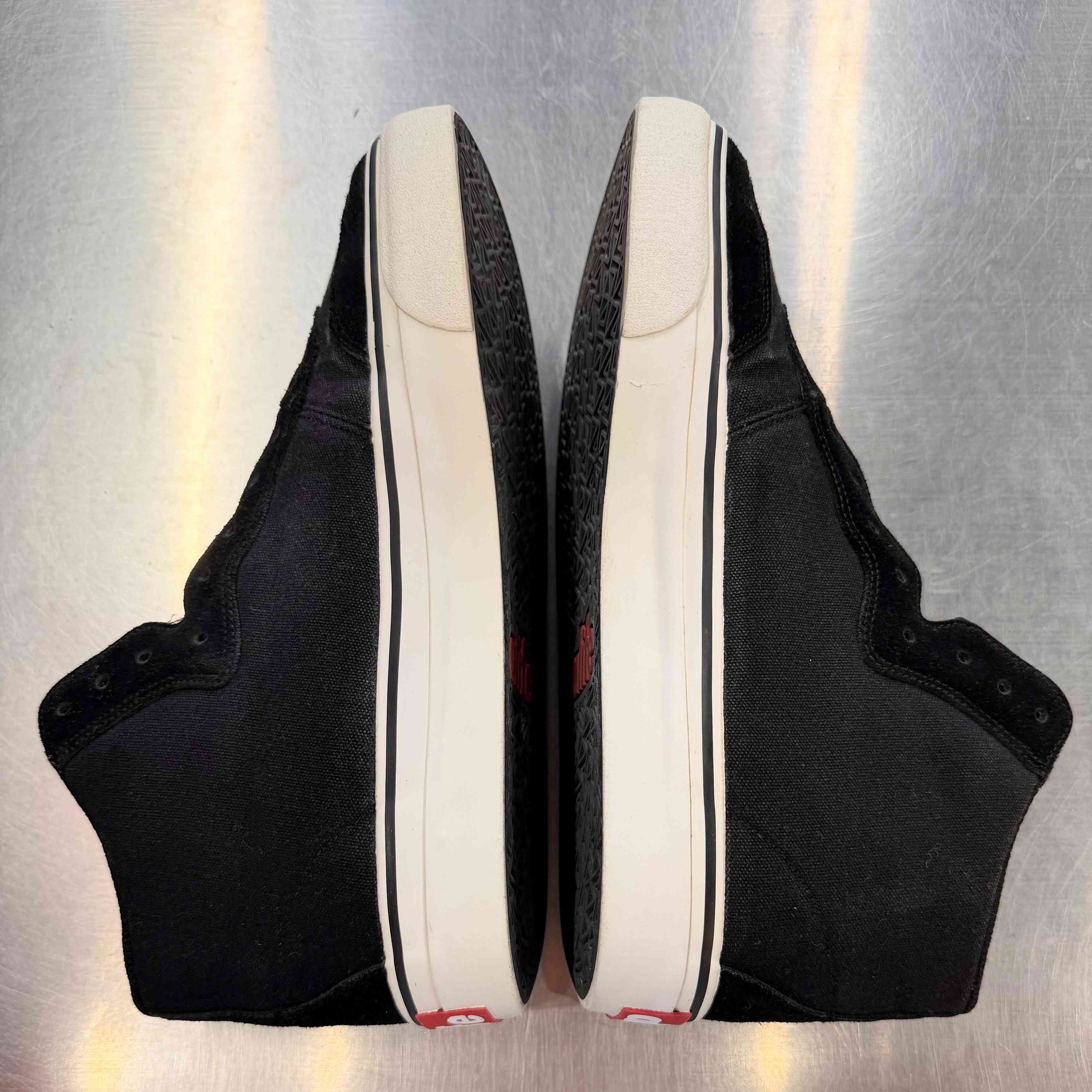 【US10】 ALIFE EVERYBODY MONO SUEDE APPLIQUE F91EVHIMA4 【USED】