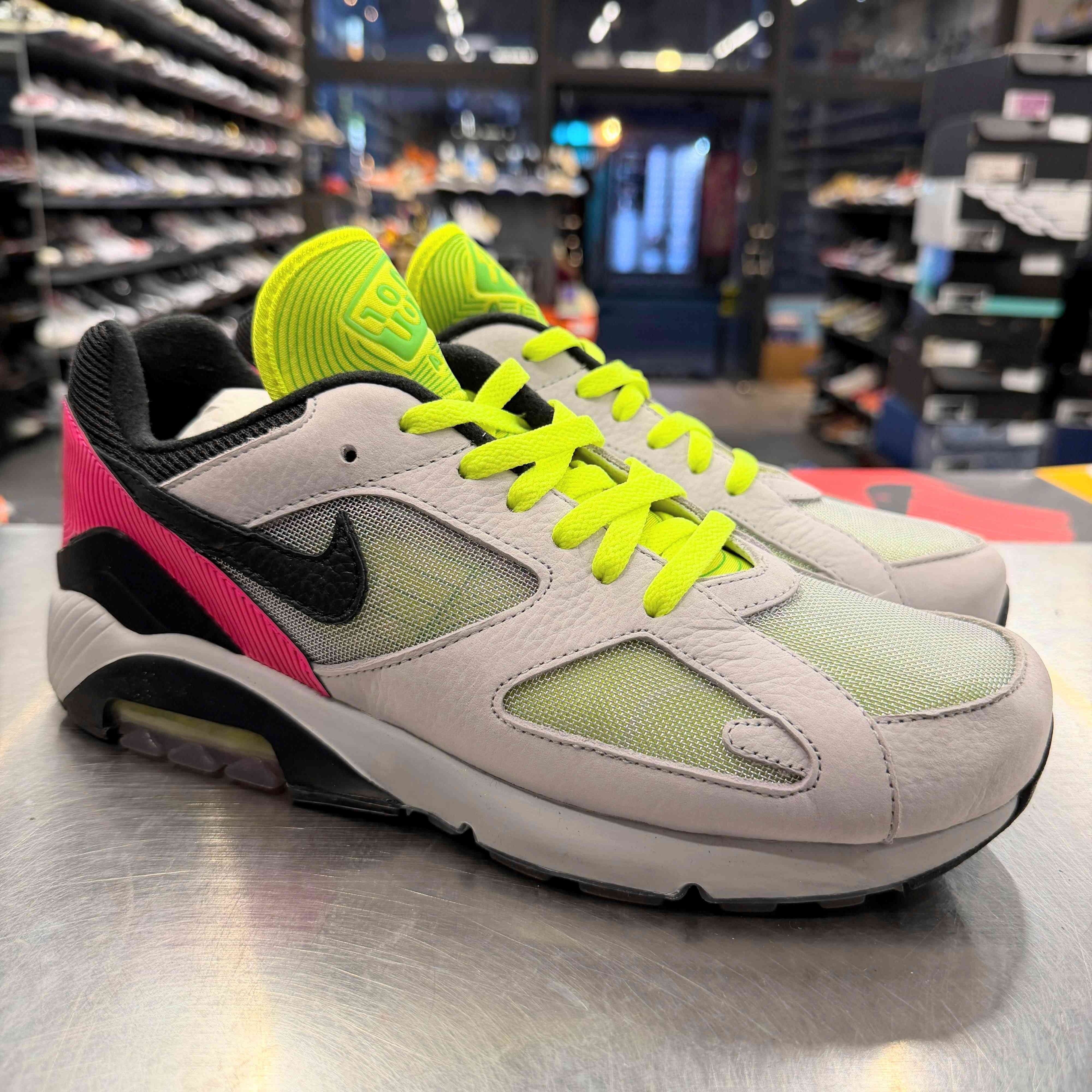 【US9】 NIKE AIR MAX 180 BV7487-001 【USED】