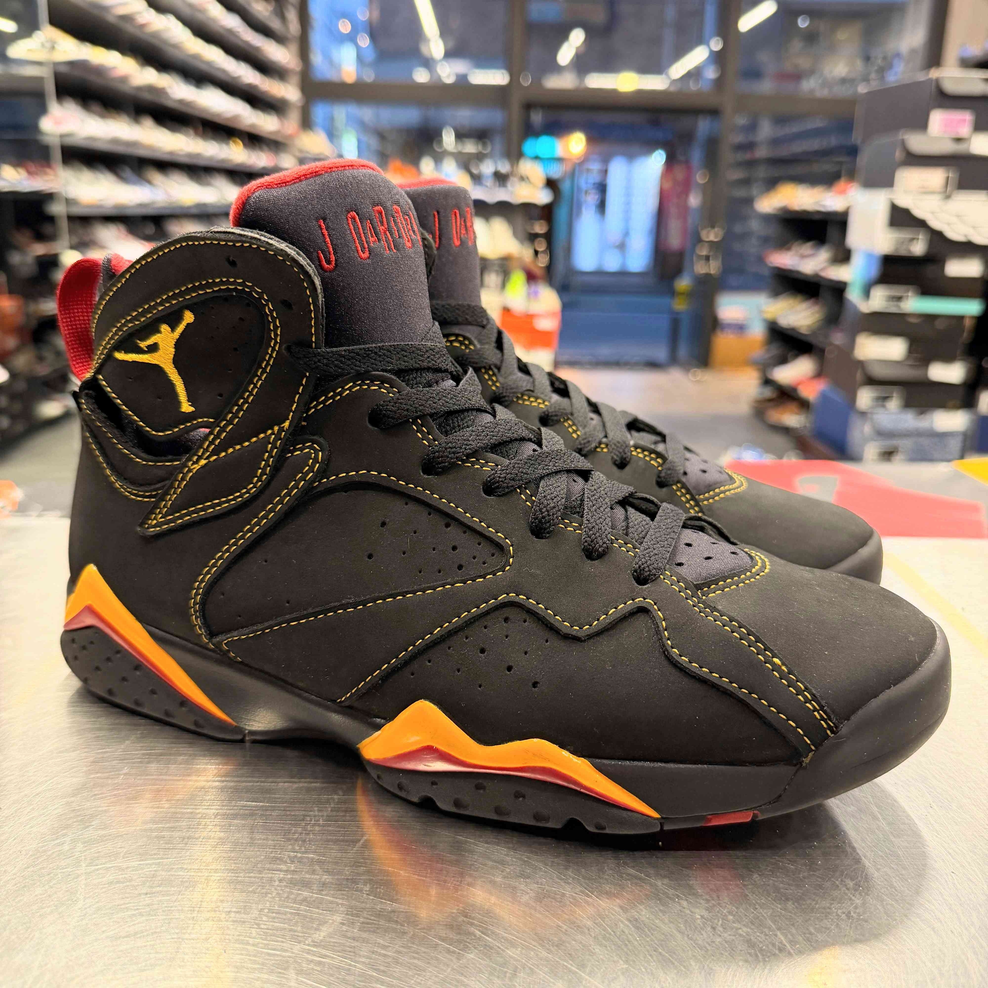【US9.5】 AIR JORDAN 7 RETRO CU9307-081 【USED】