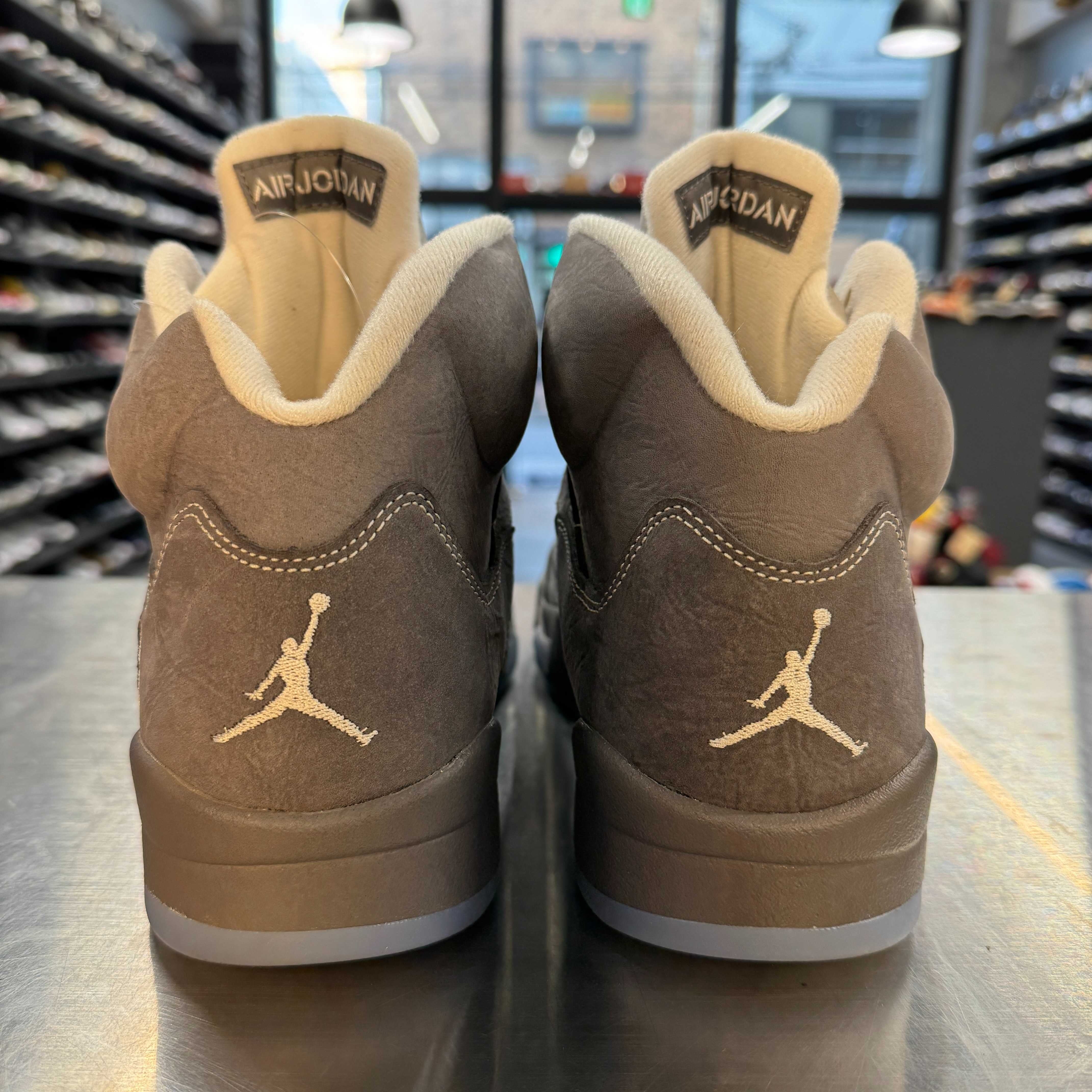 【US9.5】 AIR JORDAN 5 RETRO Wolf Grey DD0587-002 【USED】