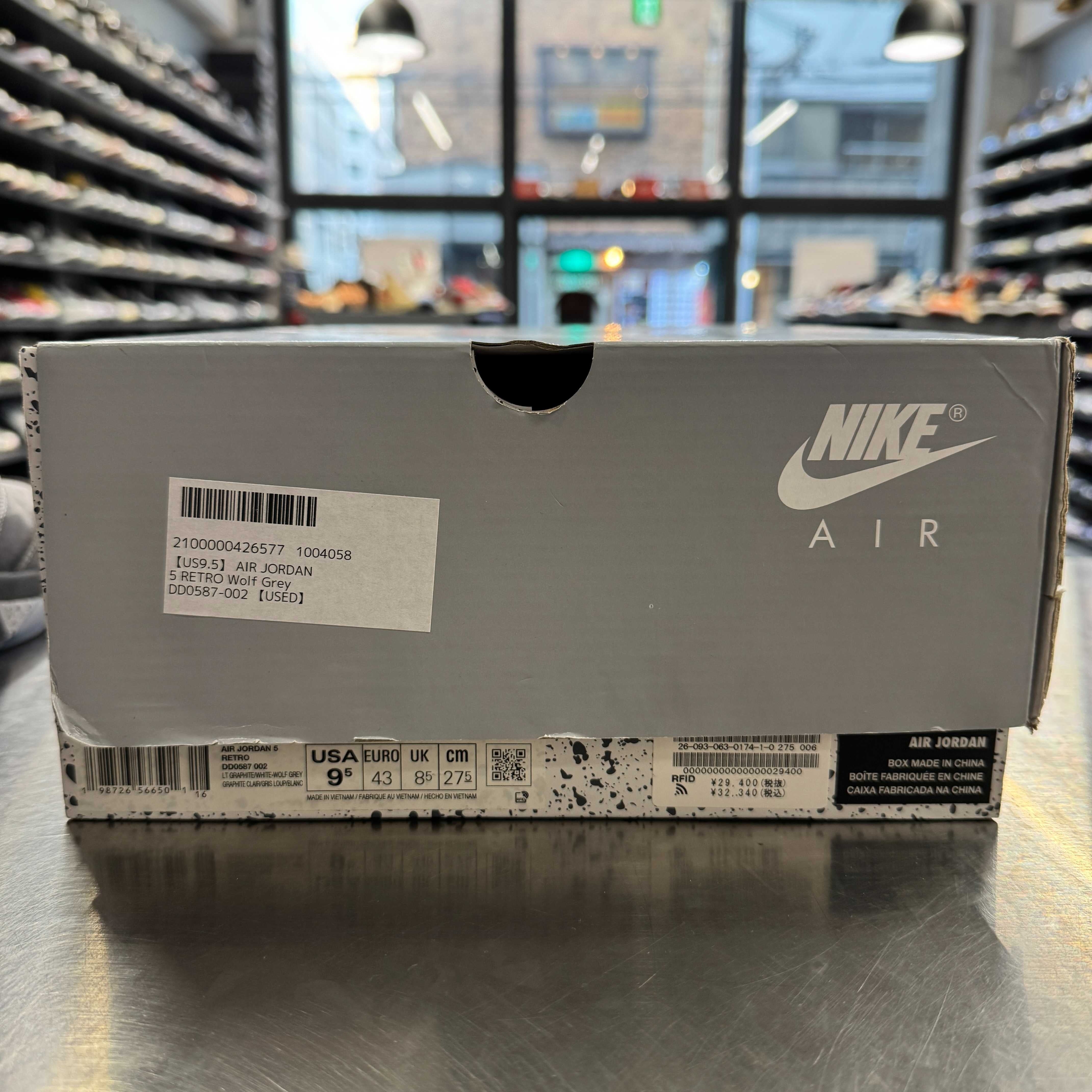 【US9.5】 AIR JORDAN 5 RETRO Wolf Grey DD0587-002 【USED】