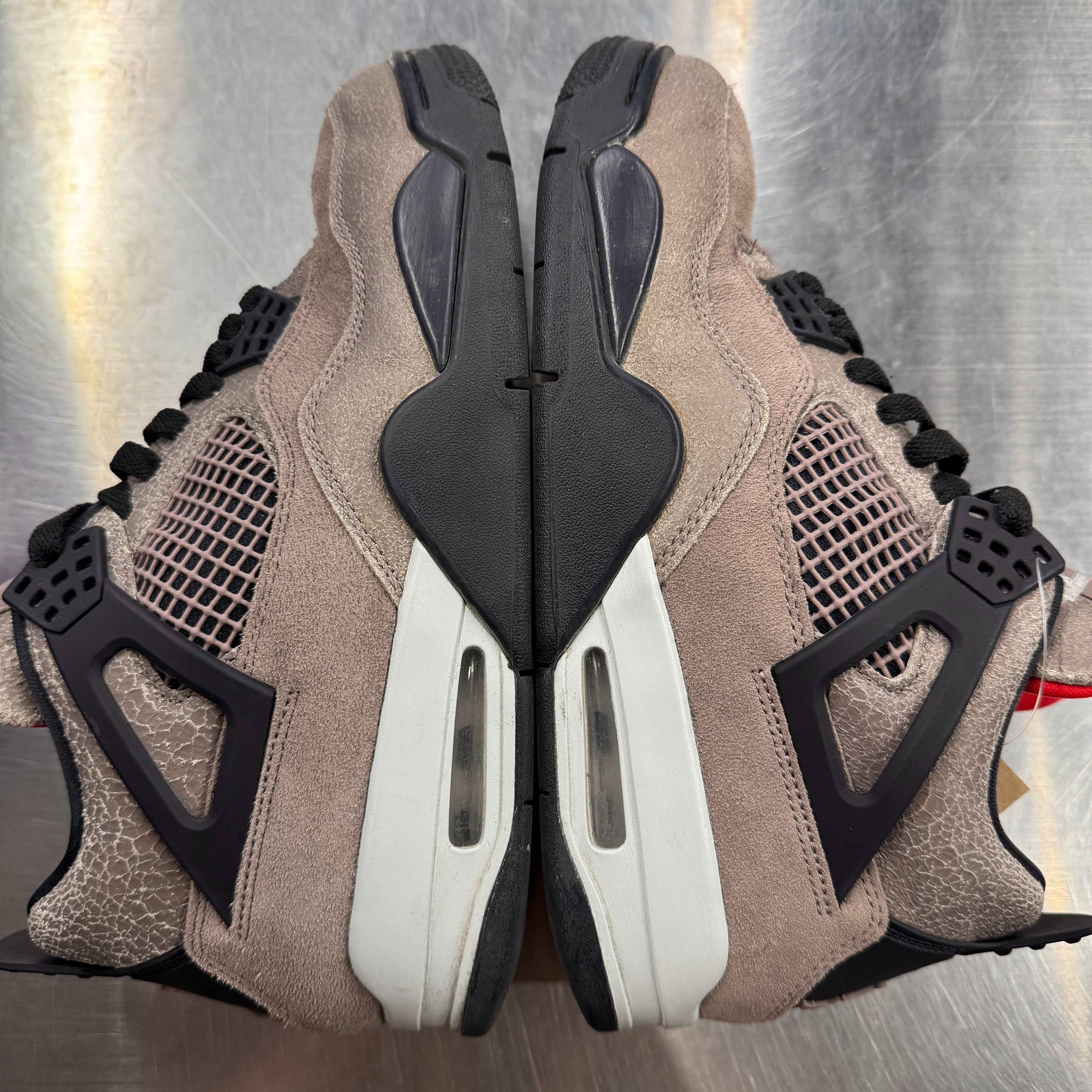 【US8】 AIR JORDAN 4 RETRO DB0732-200 【USED】
