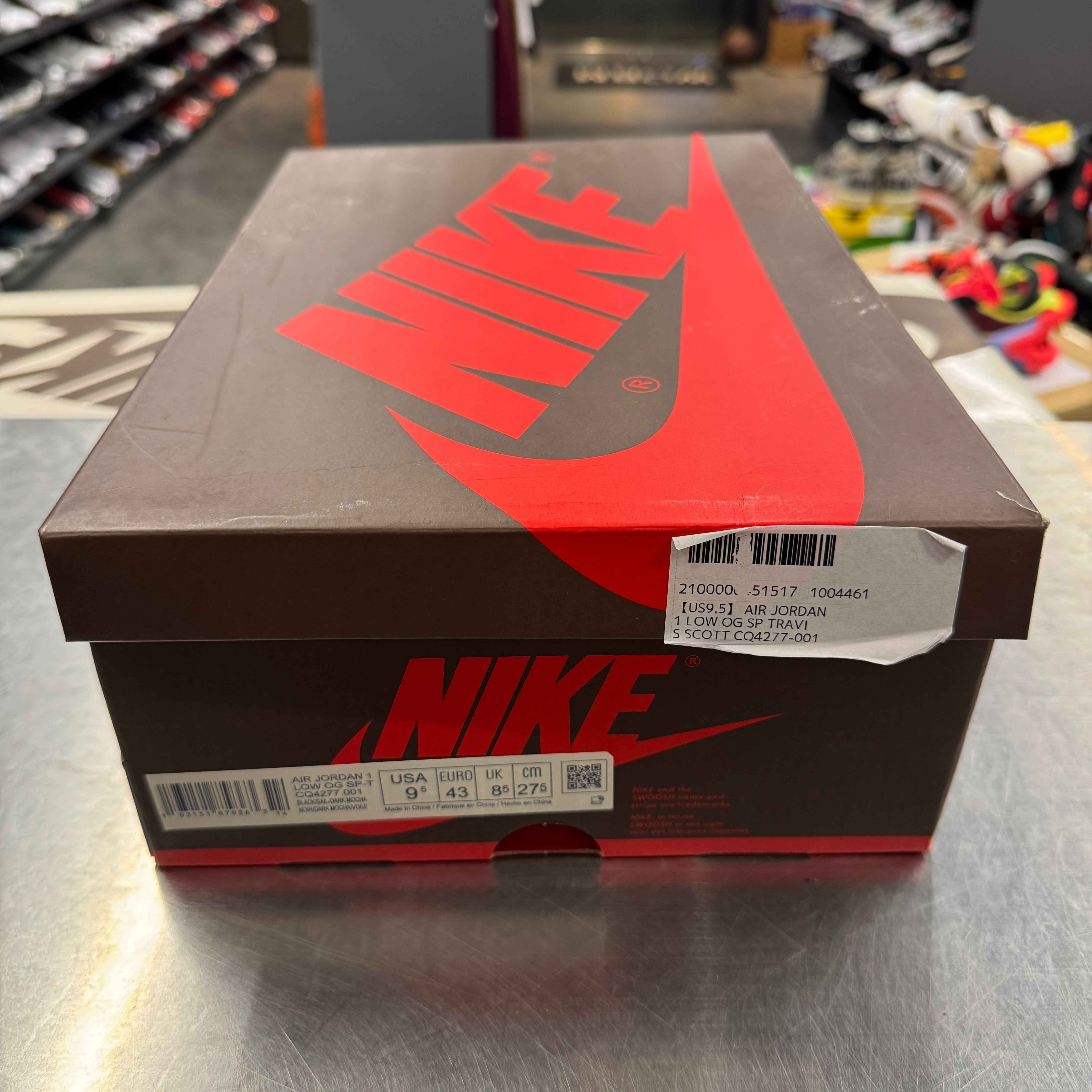 【US9.5】 AIR JORDAN 1 LOW OG SP TRAVIS SCOTT CQ4277-001 【USED】