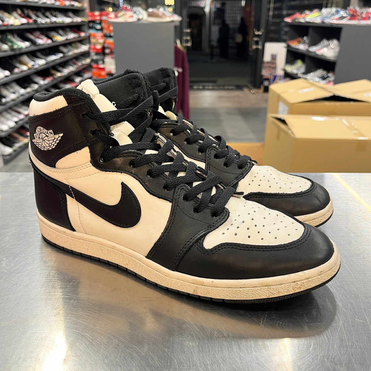 【US10.5】 AIR JORDAN 1 HI 85 BQ4422-001 【USED】