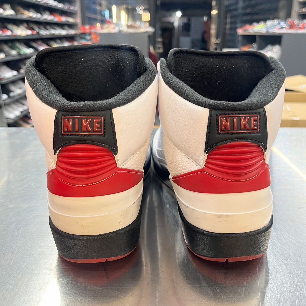 【US8.5】 AIR JORDAN 2 RETRO DX2454-106 【USED】